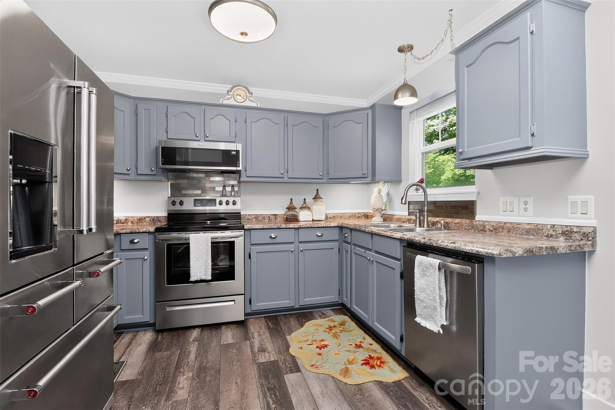 216 Hillside Avenue 36-38 Property Photo 18