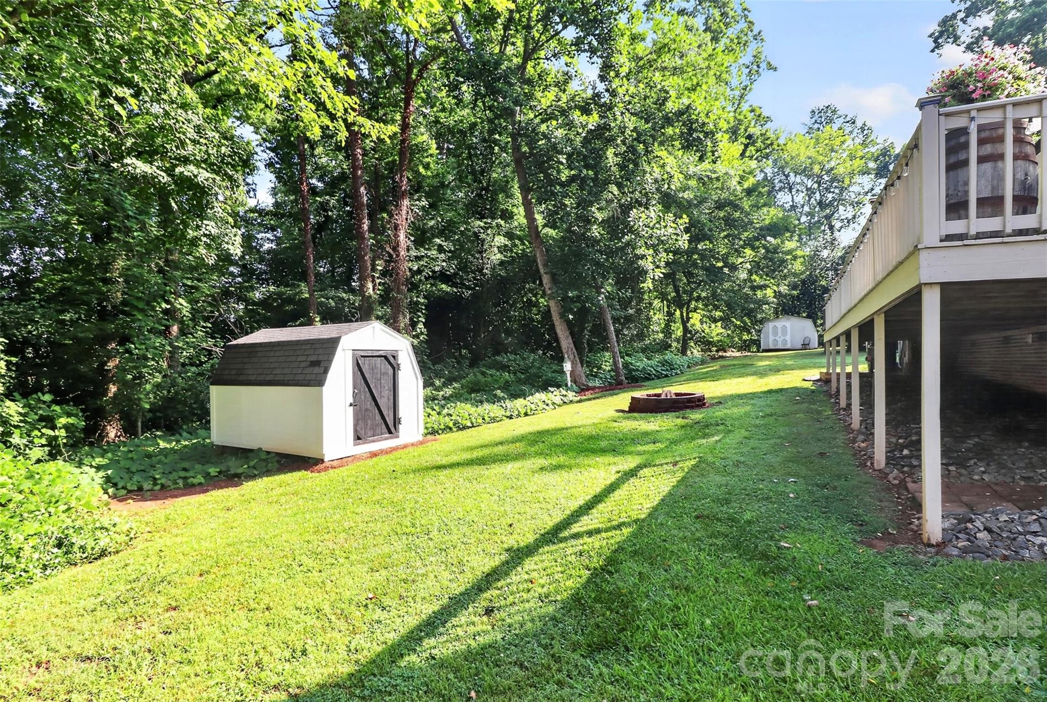 216 Hillside Avenue 36-38 Property Photo 38