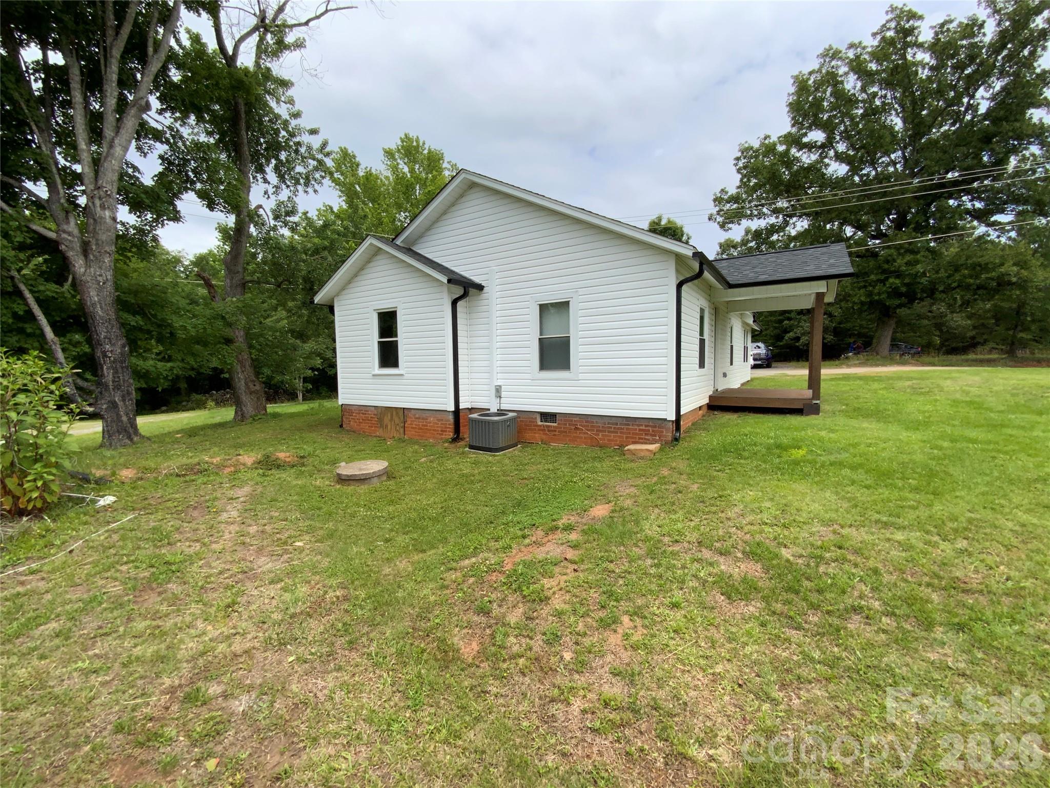 757 Old Us 74 Highway Property Photo 18