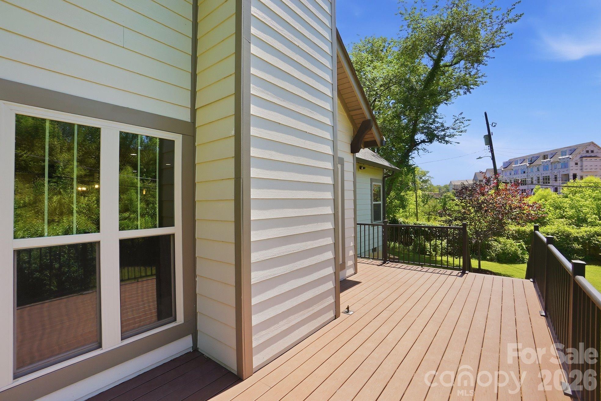740 Seldon Drive Property Photo 33
