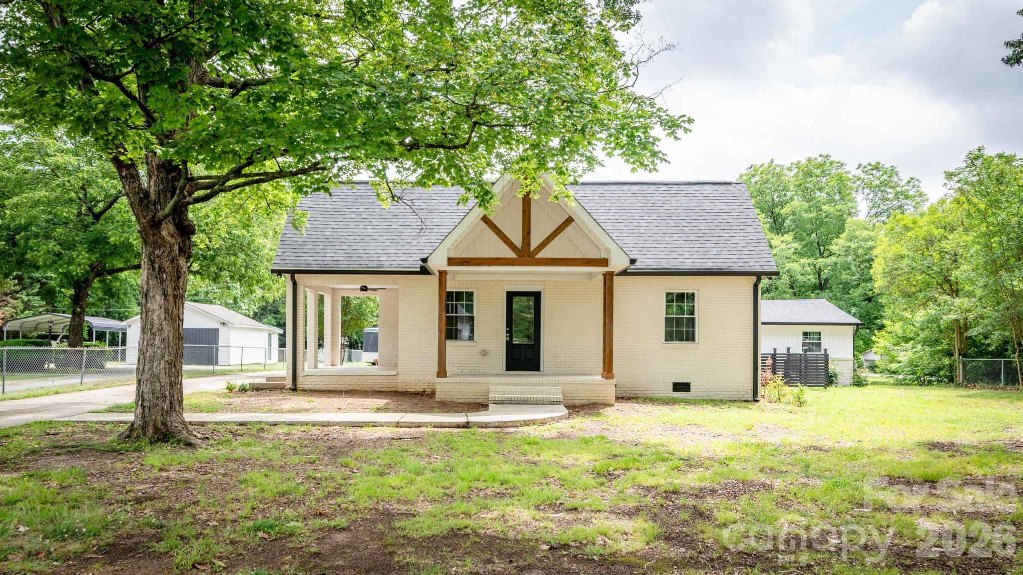1225 Old Charlotte Road Property Photo 1