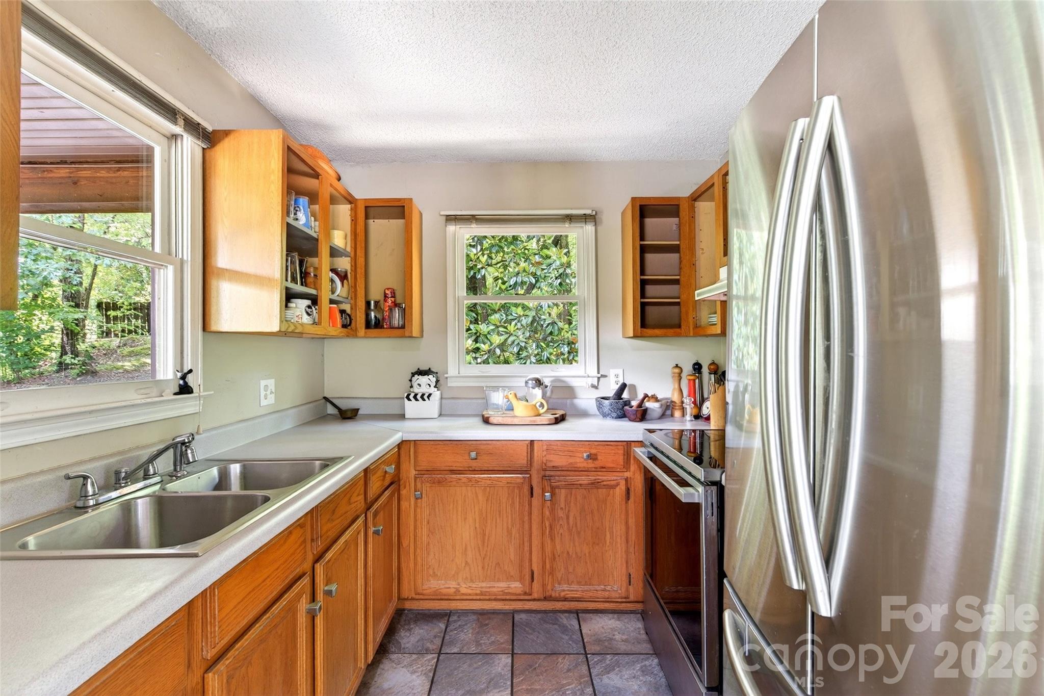 1828 Mckenzie Way Property Photo 13
