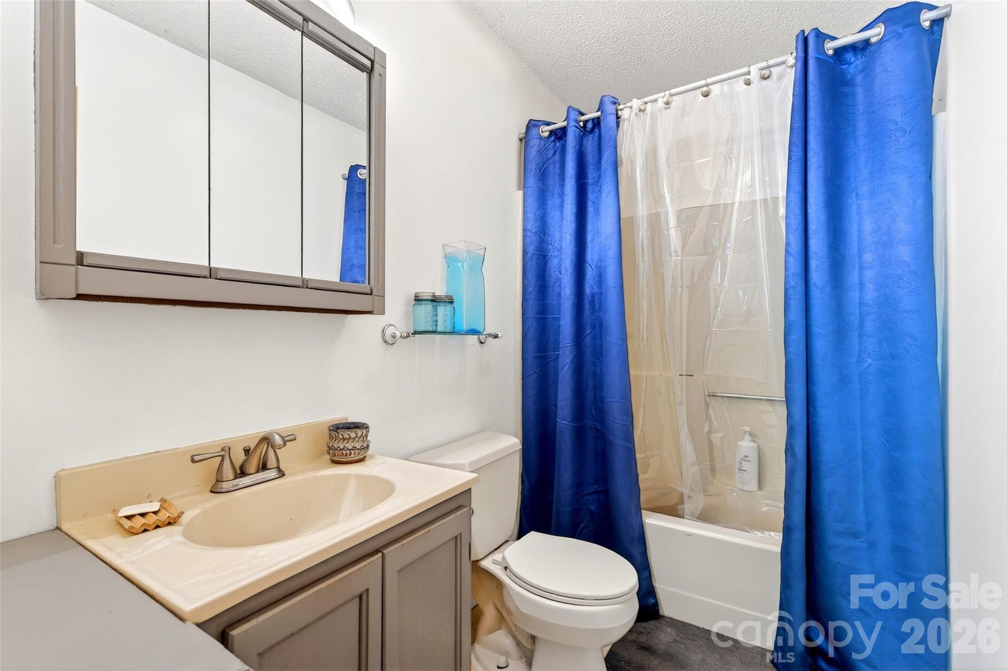 1828 Mckenzie Way Property Photo 19