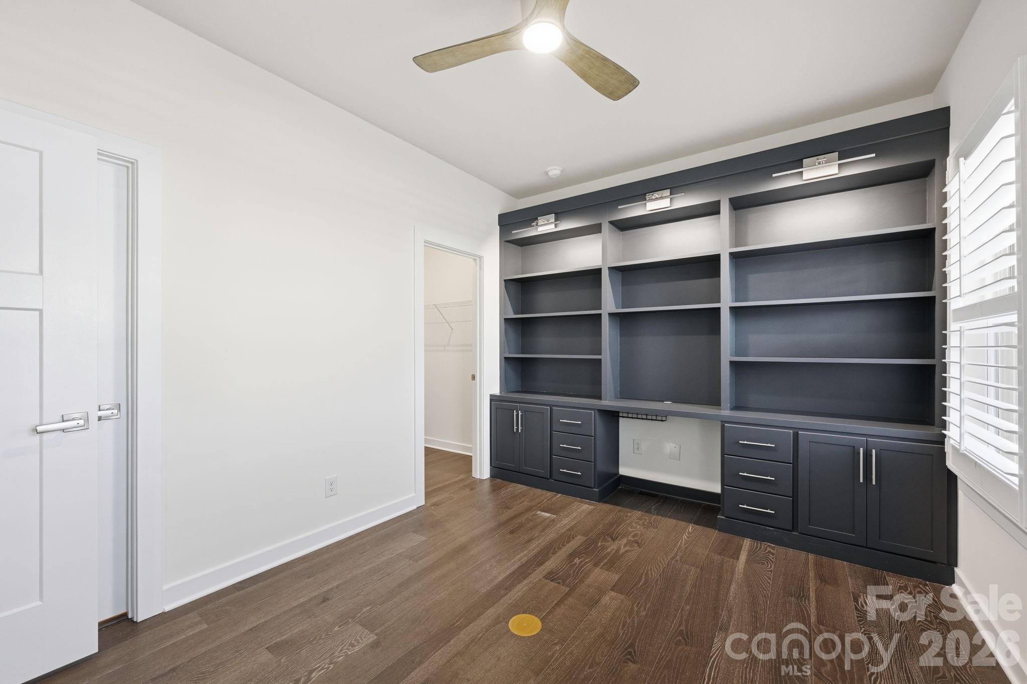 11006 Sound Road Property Photo 5
