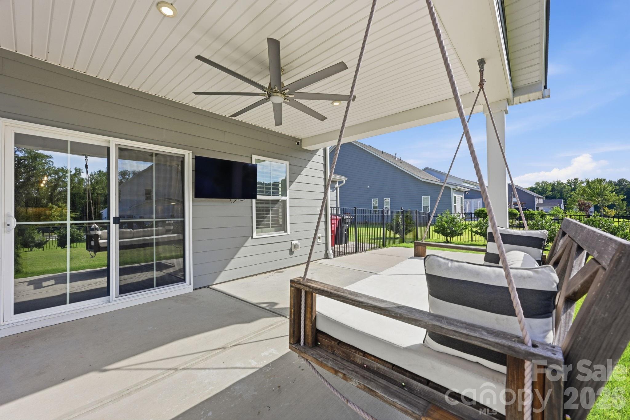 11006 Sound Road Property Photo 42