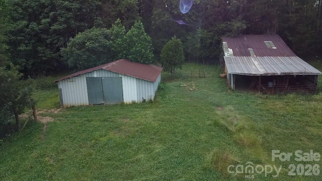 713 Eastbend Lane Property Photo 8