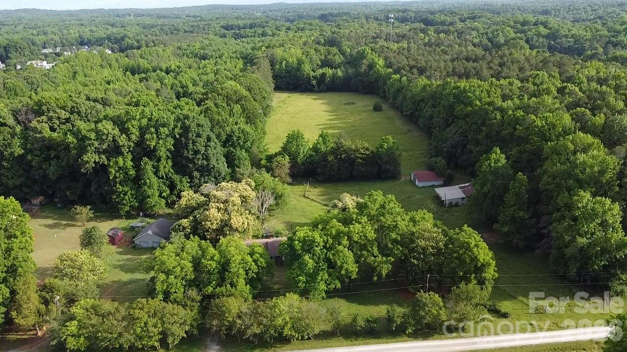 713 Eastbend Lane Property Photo 11