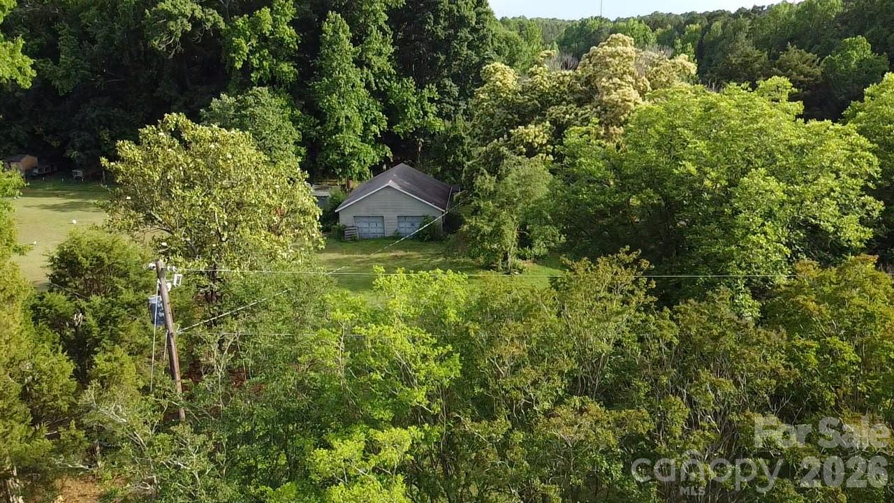 713 Eastbend Lane Property Photo 31