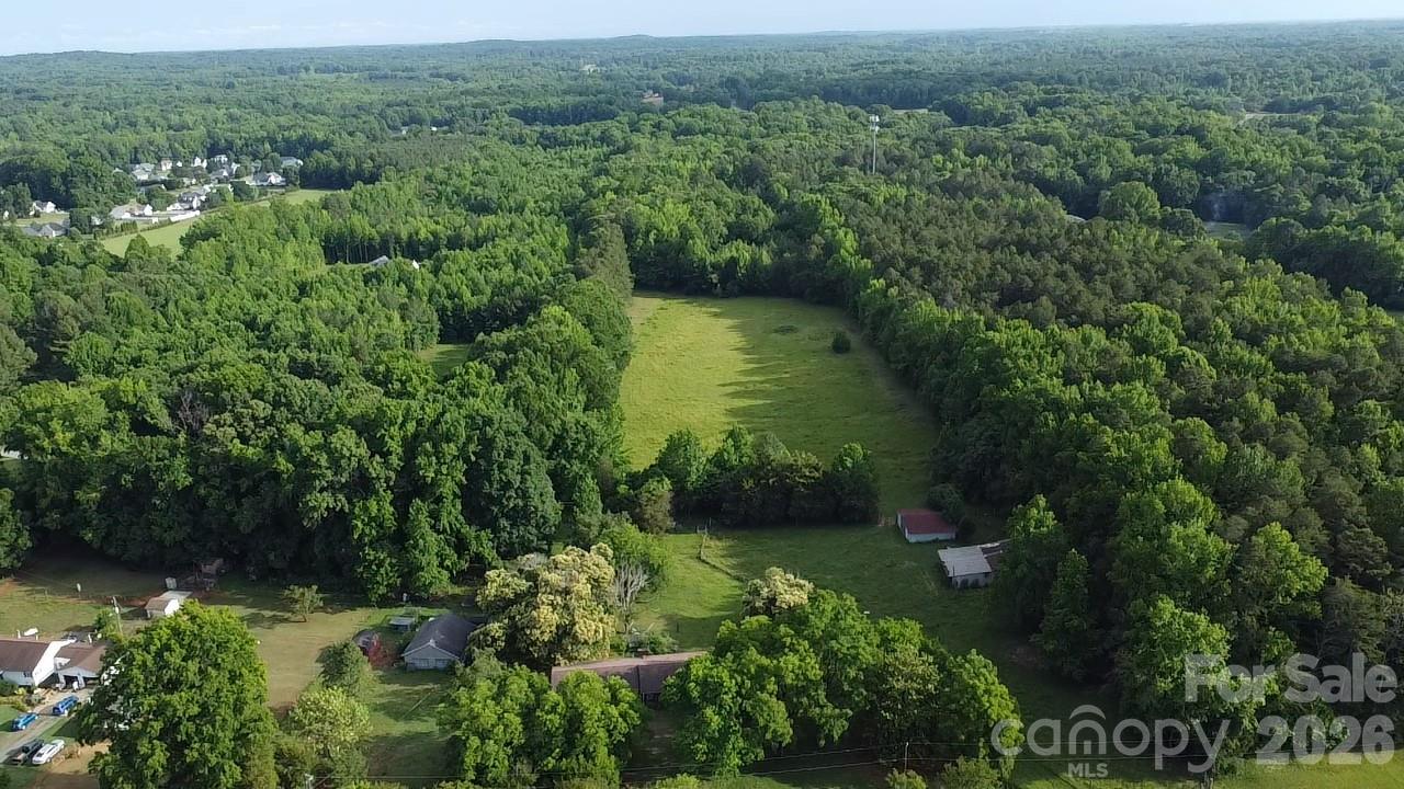 713 Eastbend Lane Property Photo 33