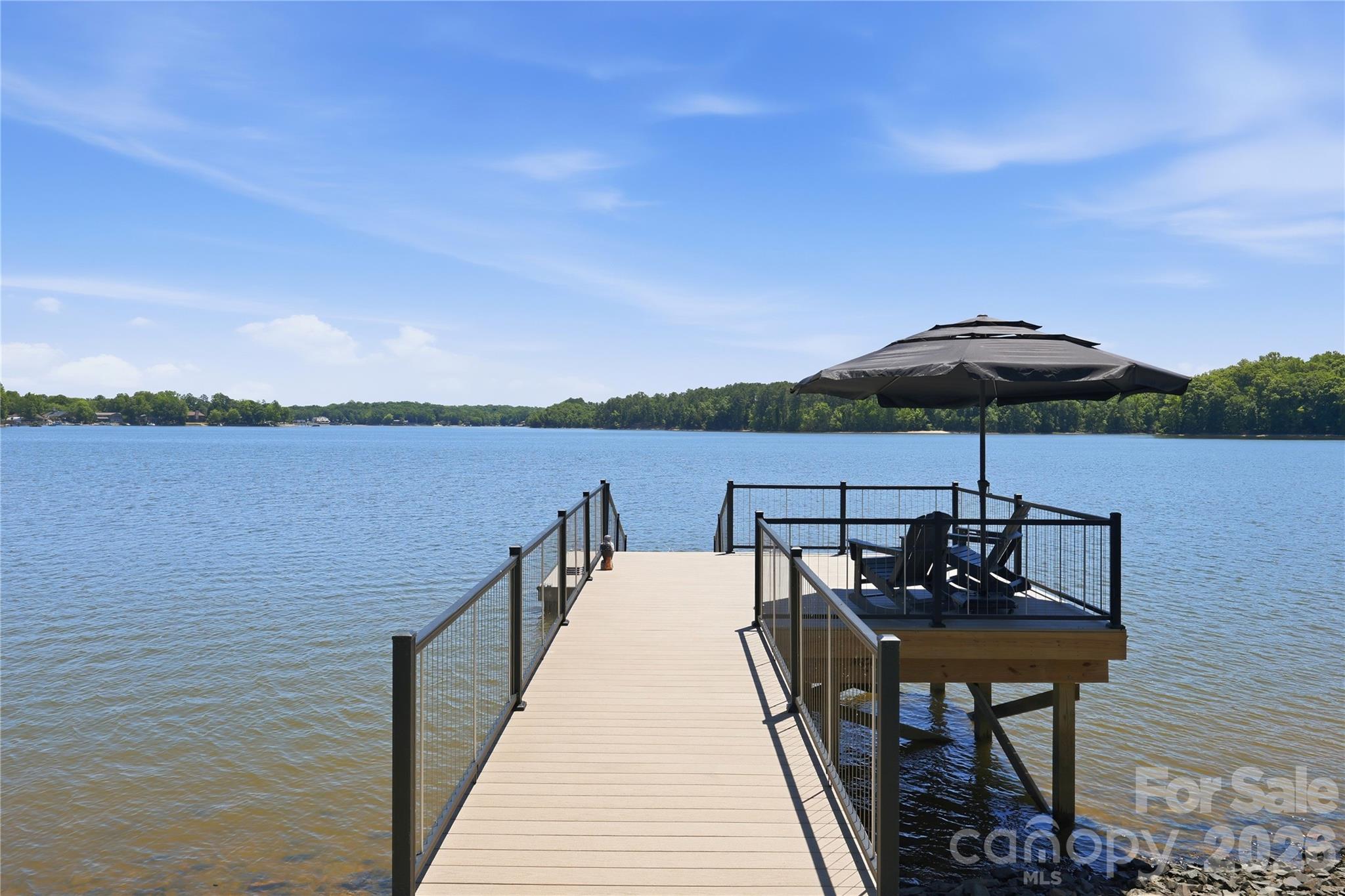 420 Skysail Road Property Photo 3