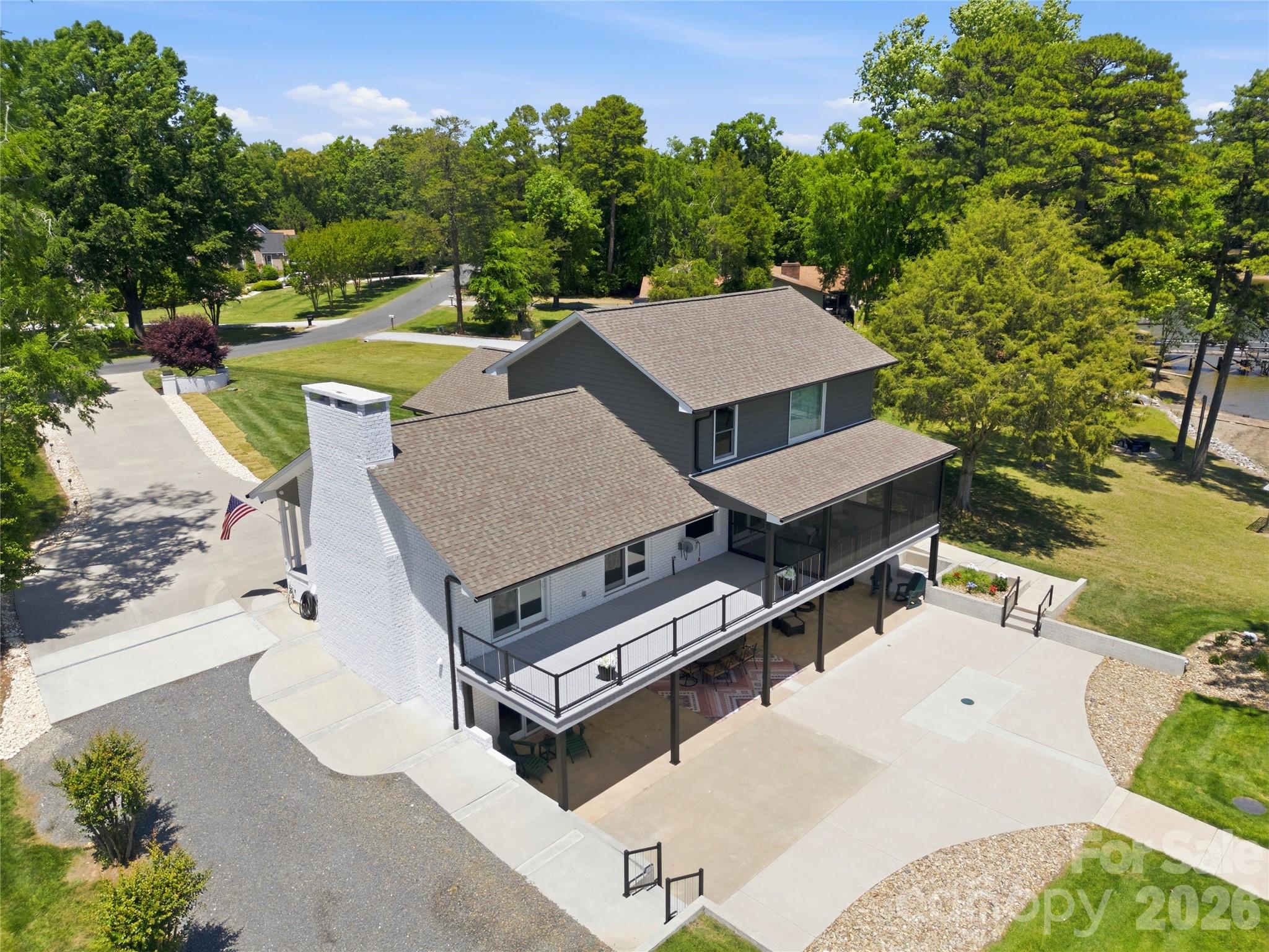 420 Skysail Road Property Photo 10