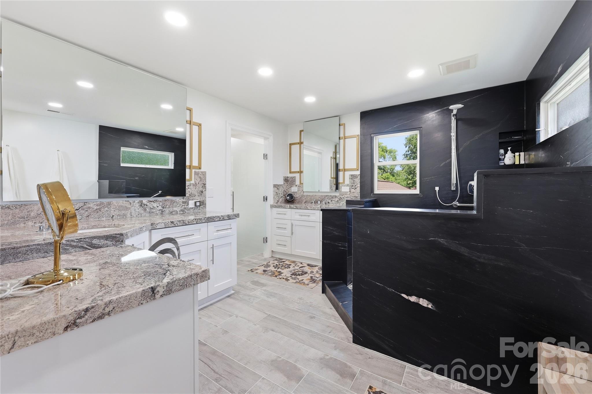 420 Skysail Road Property Photo 26