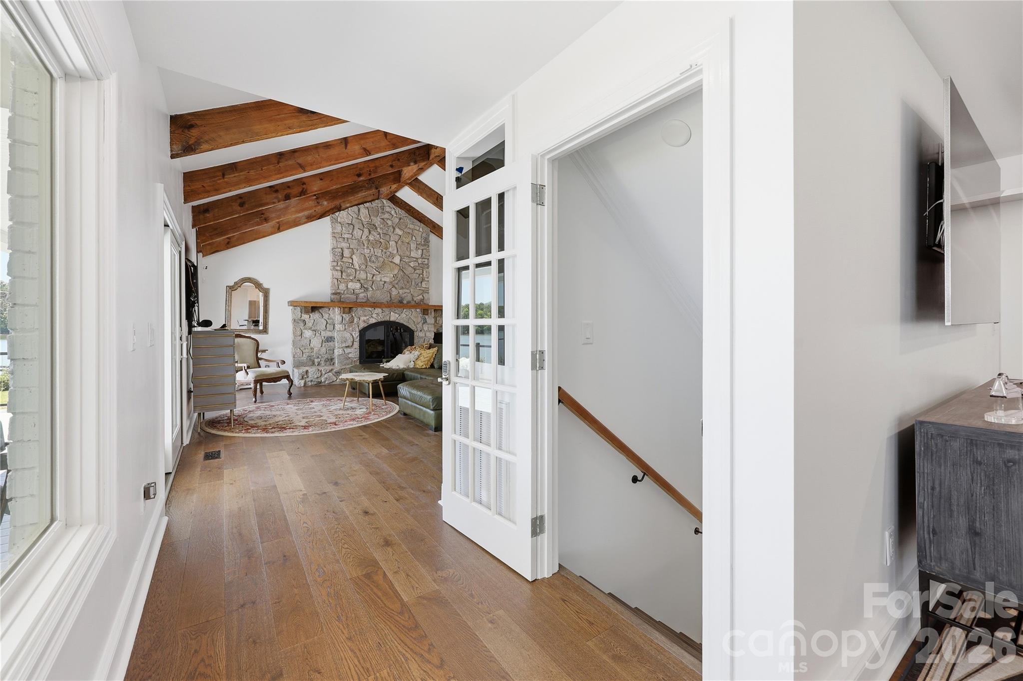 420 Skysail Road Property Photo 33