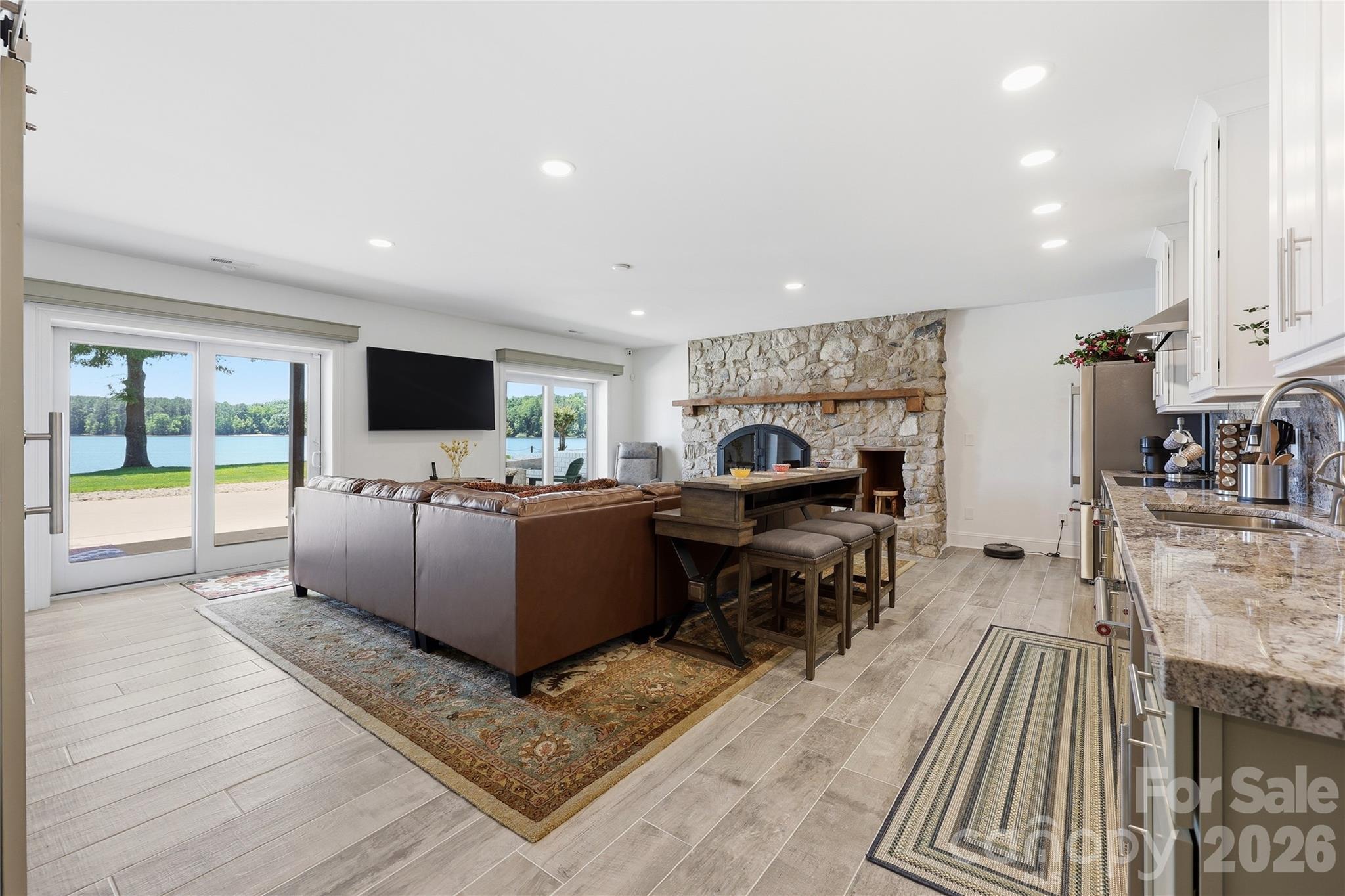 420 Skysail Road Property Photo 34