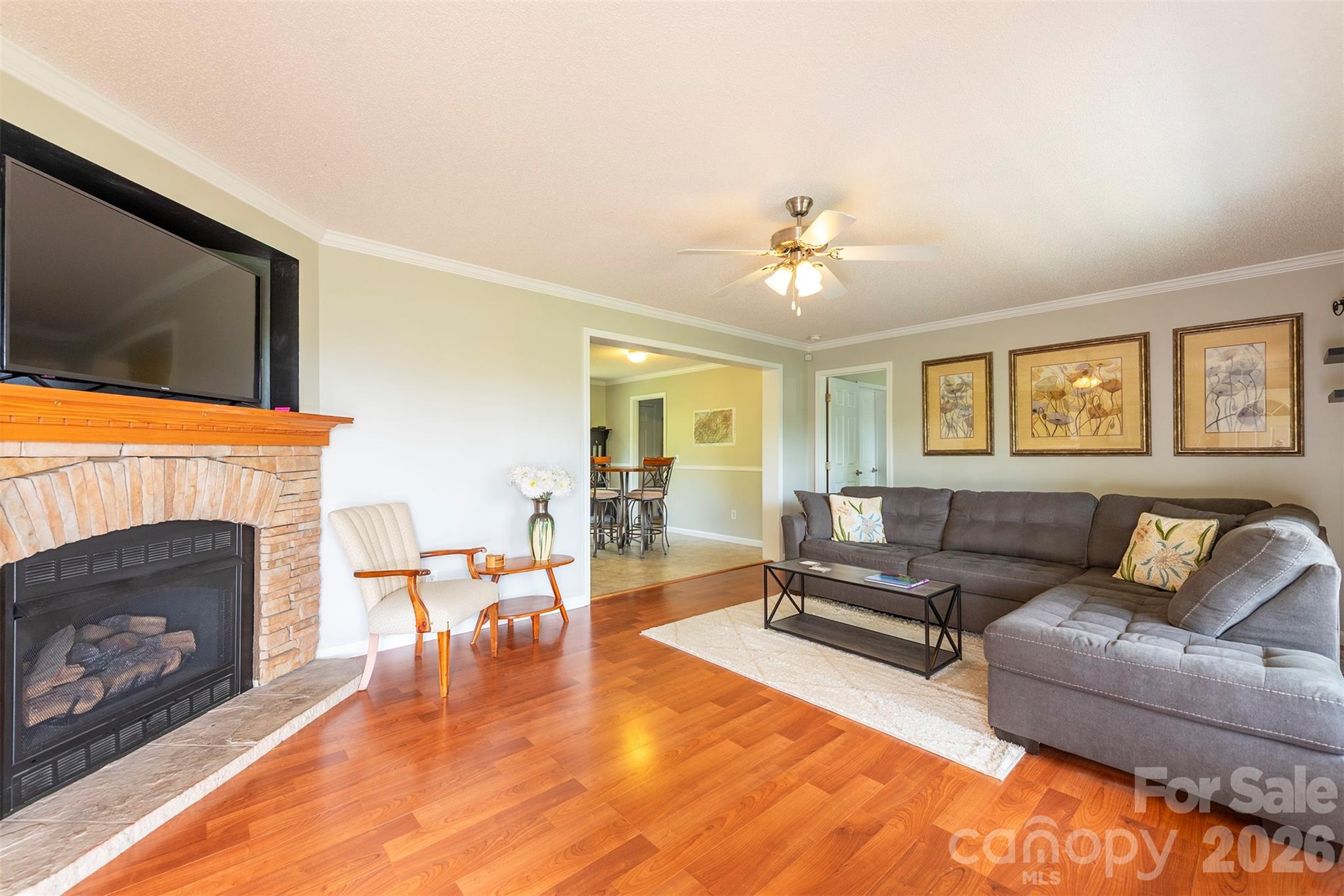 25 Inglescott Way Property Photo 3