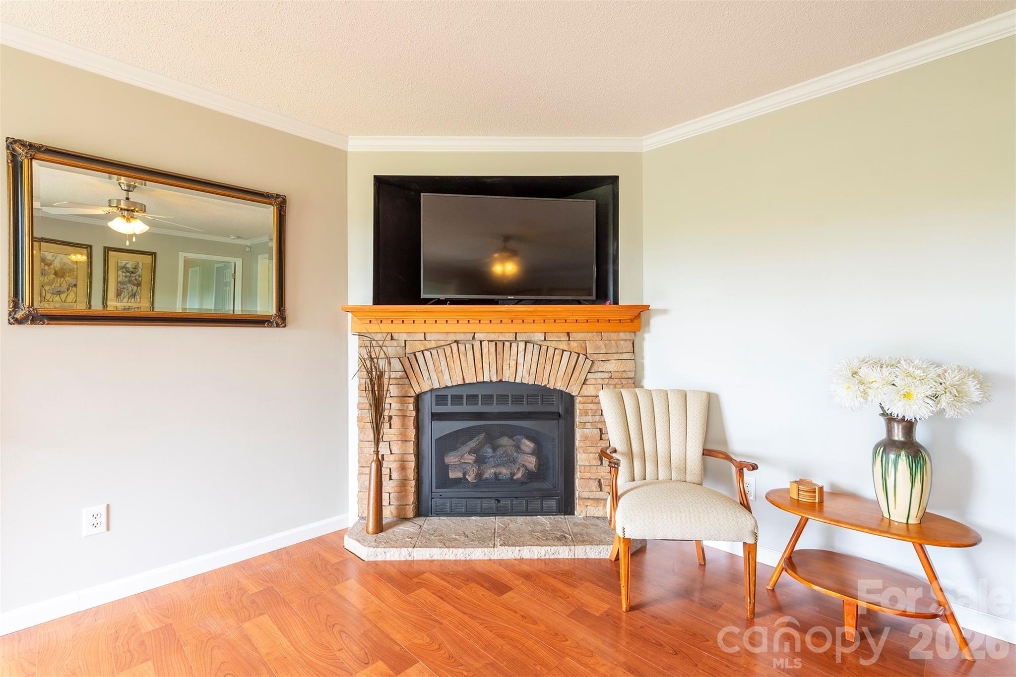 25 Inglescott Way Property Photo 4