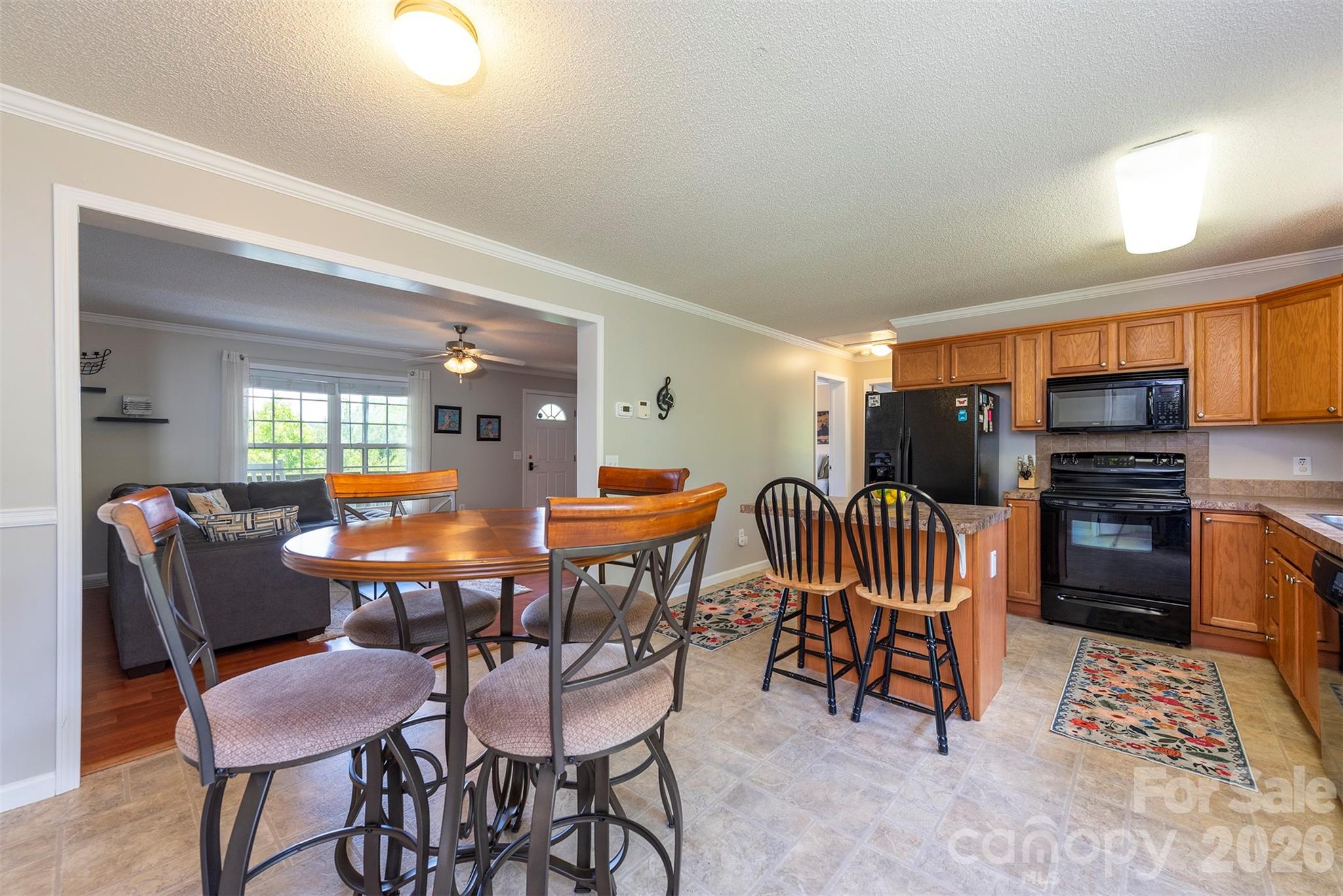 25 Inglescott Way Property Photo 7