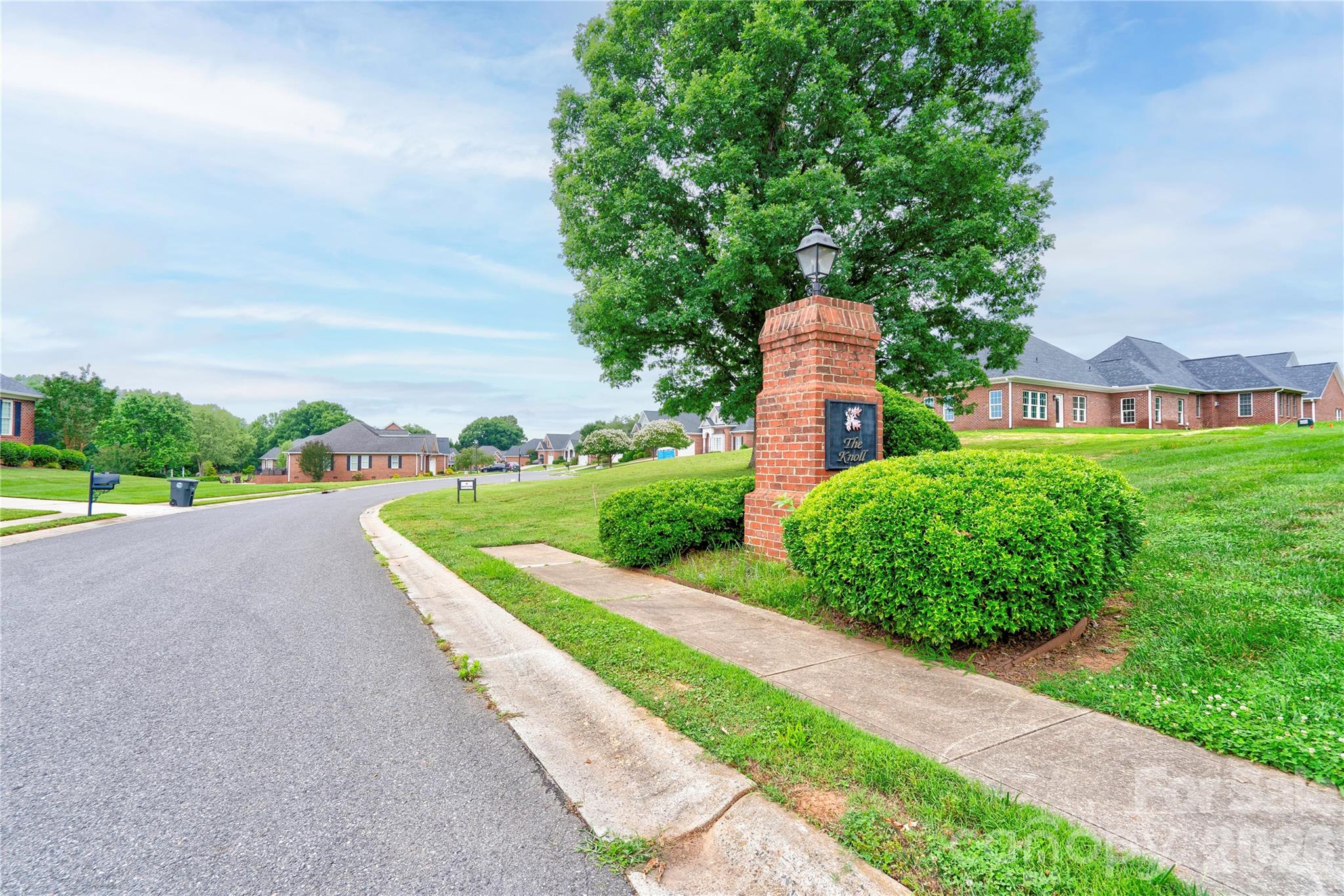 121 Blakemore Drive Property Photo 3