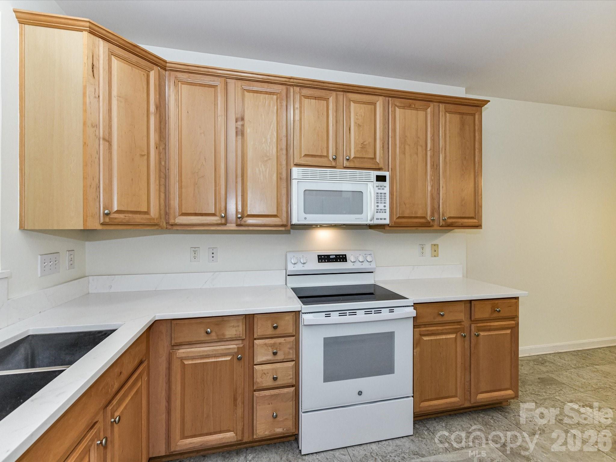 615 Colbert Way Property Photo 13