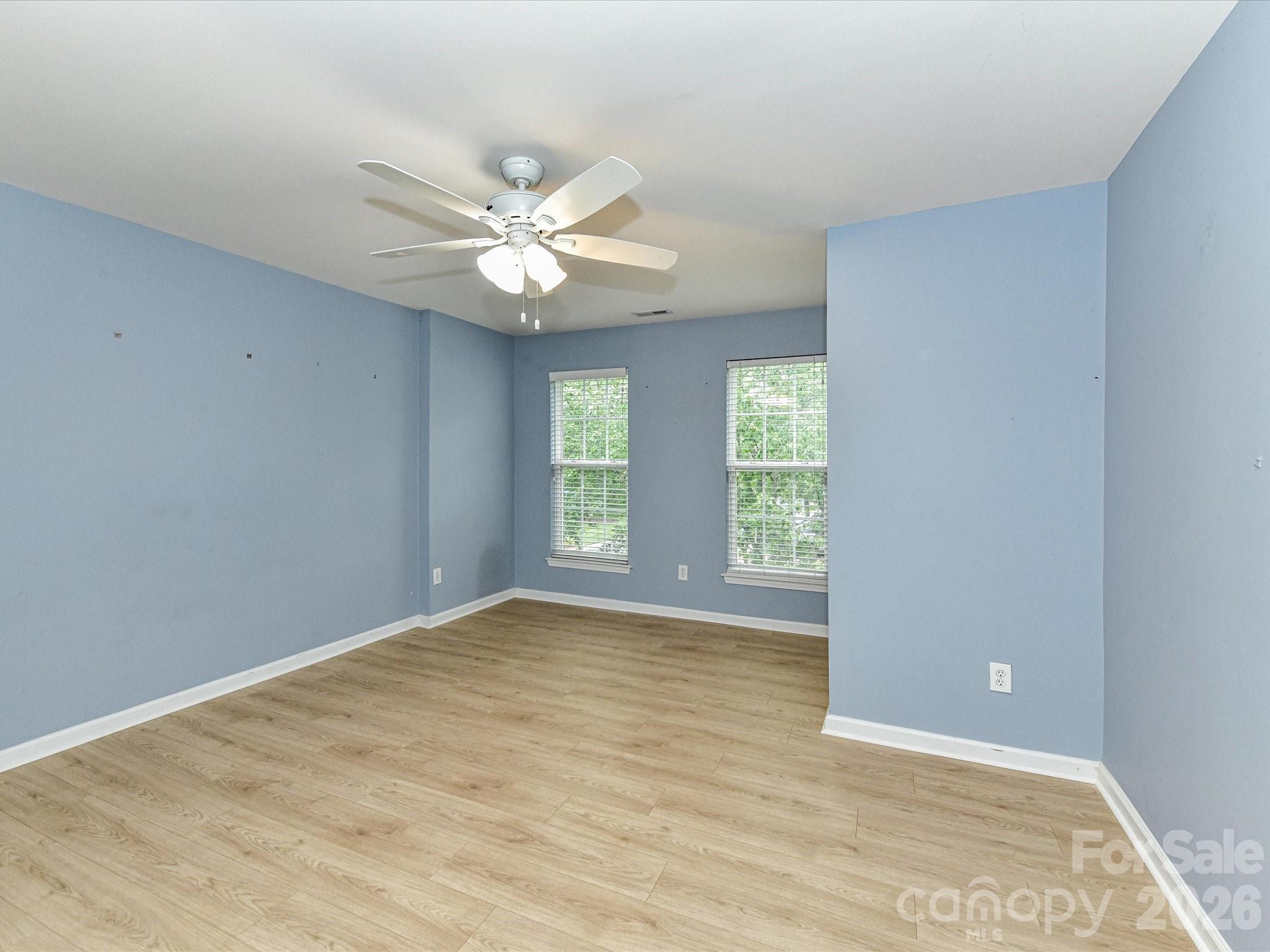 615 Colbert Way Property Photo 34