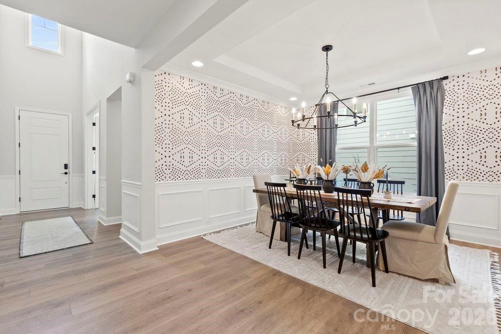1706 Hubert Graham Way Property Photo 1