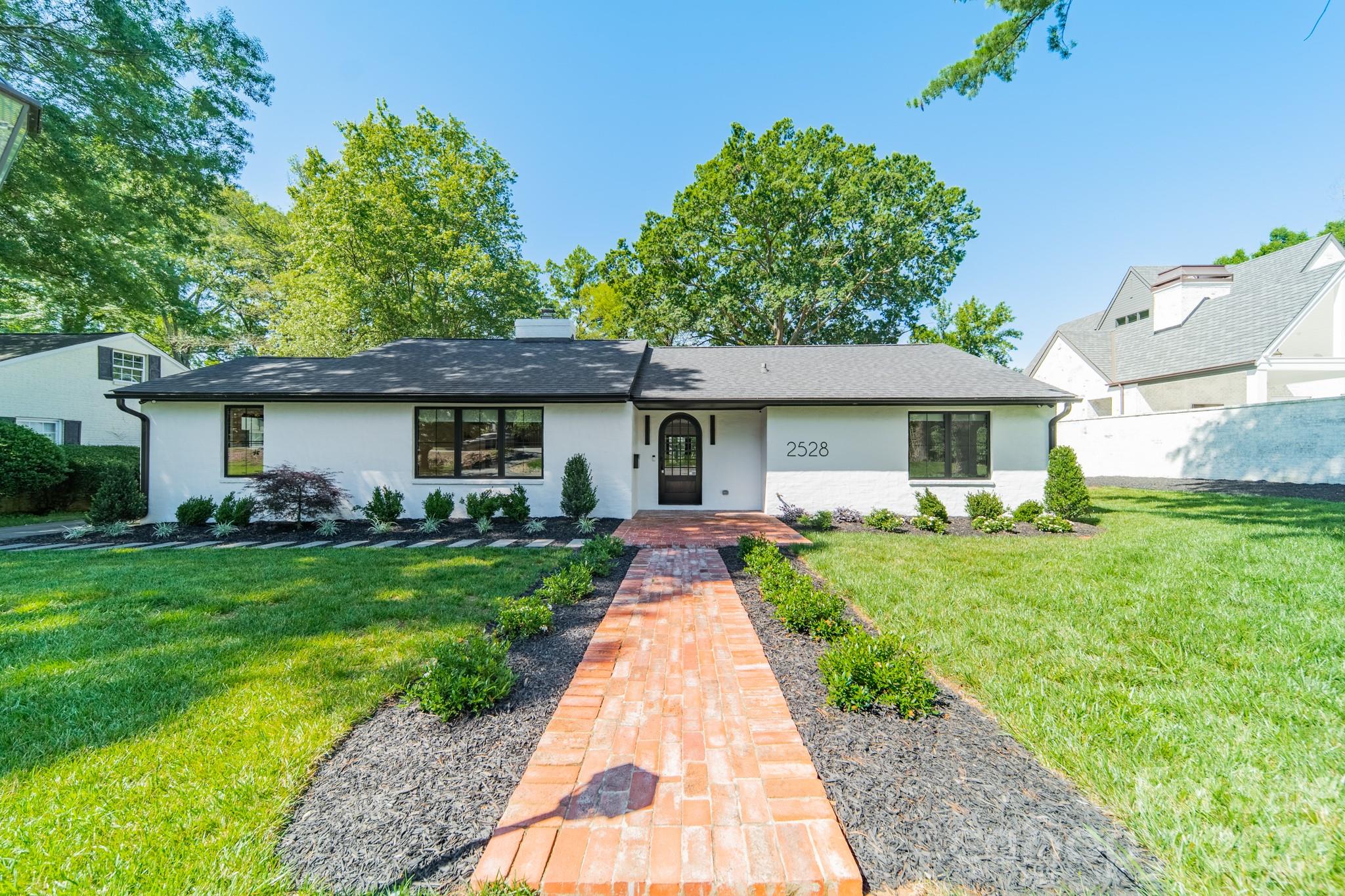 2528 Providence Road Property Photo 1