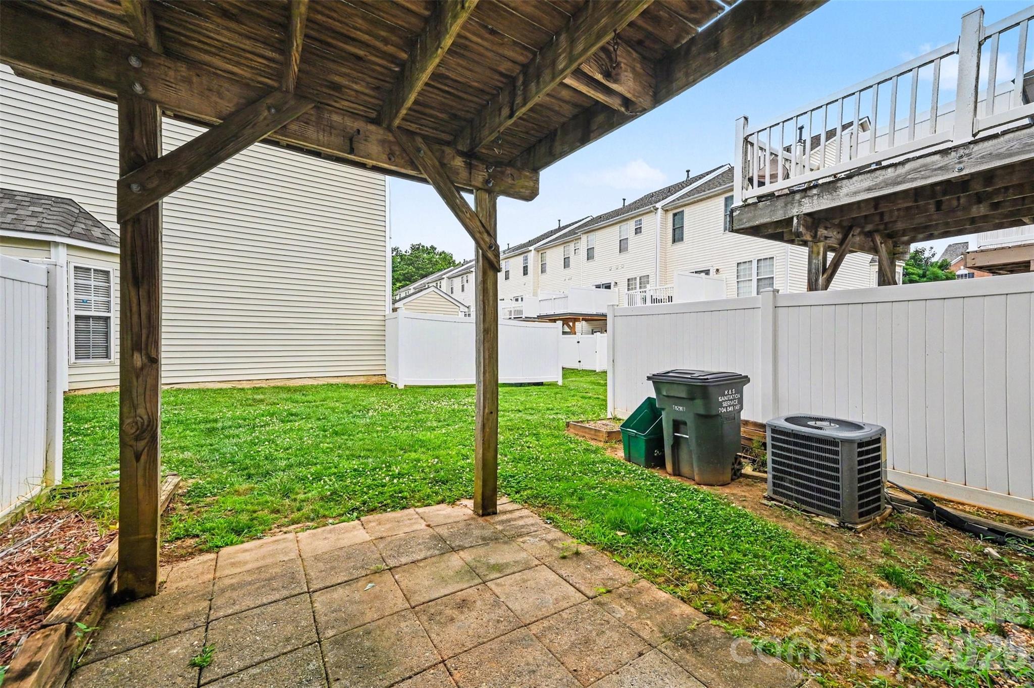10946 Garden Oaks Lane Property Photo 15