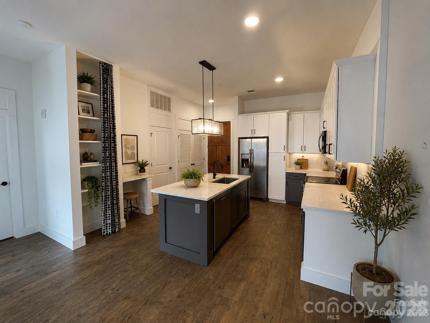 55 S Market Street 408 Property Photo 4