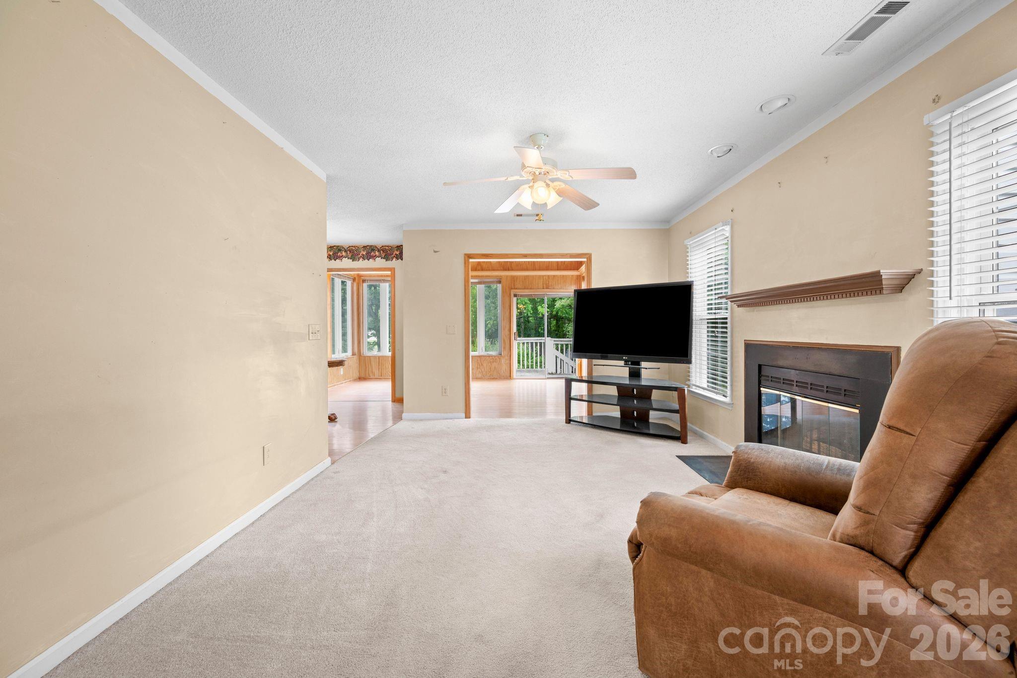 7600 Sedgewick Ridge Road Property Photo 8