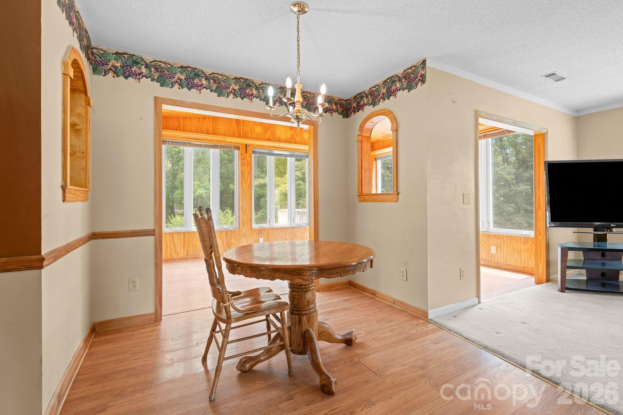 7600 Sedgewick Ridge Road Property Photo 11