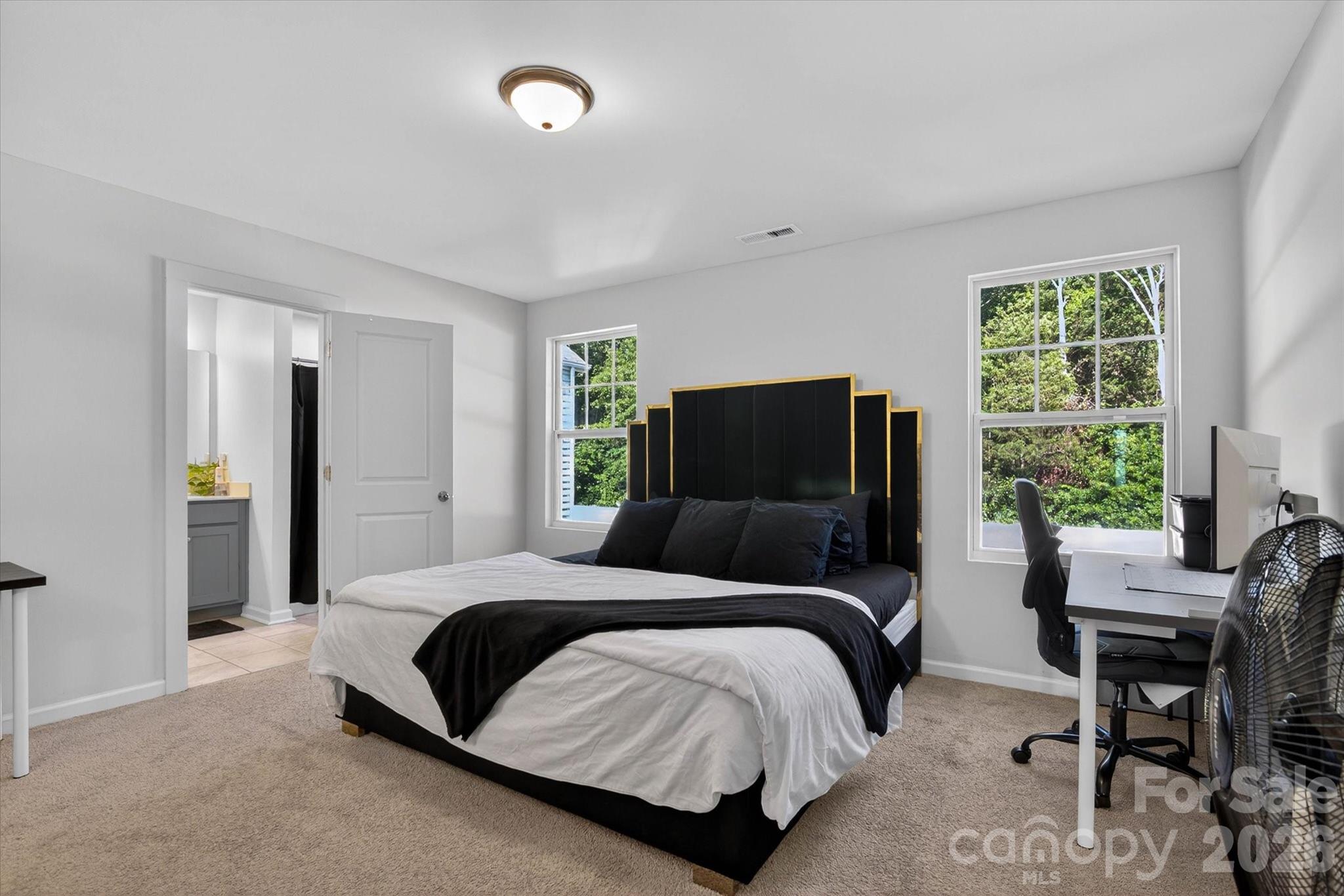 548 Kingsway Circle Property Photo 22