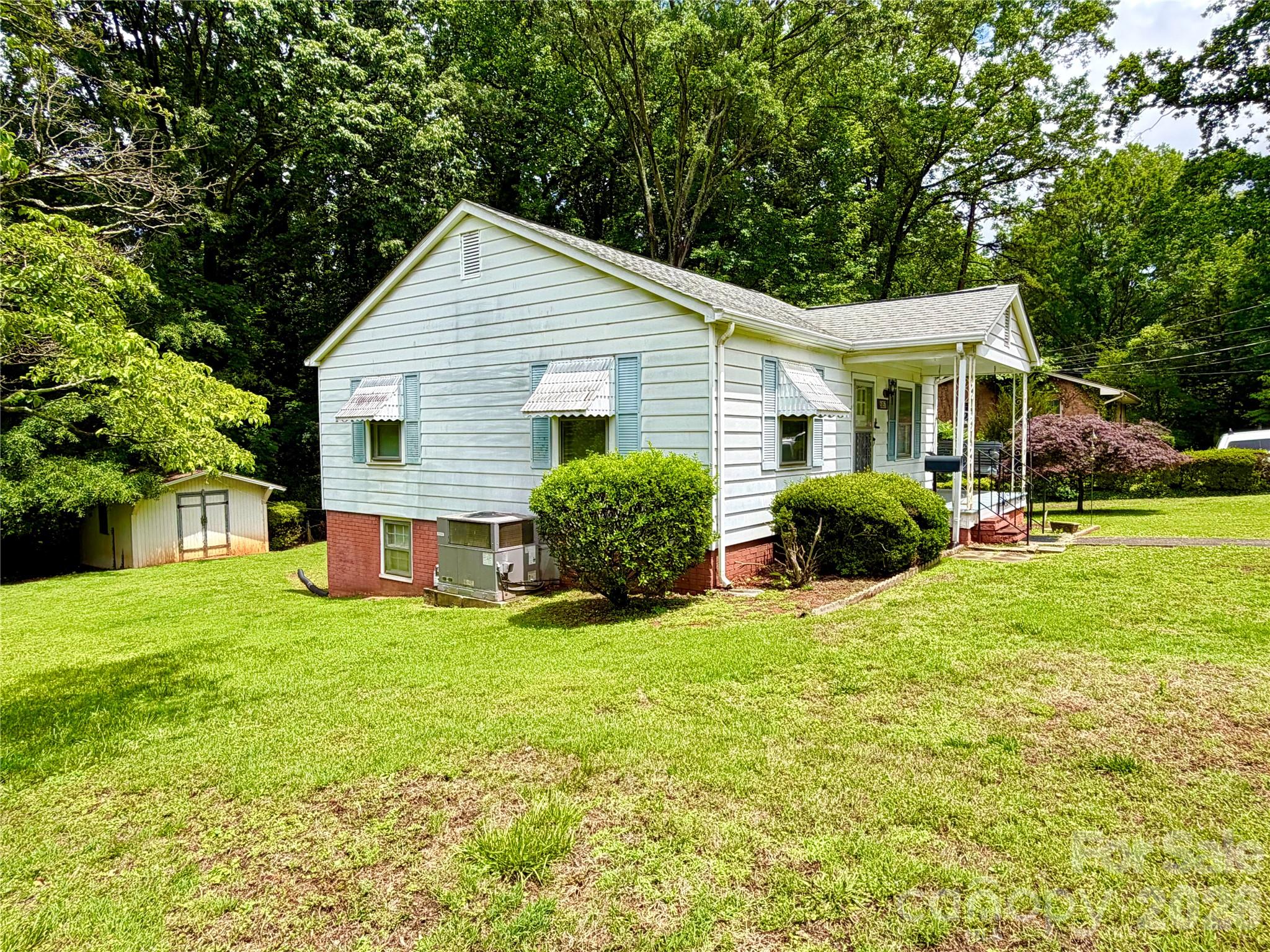 5057 Erickson Road Property Photo 3