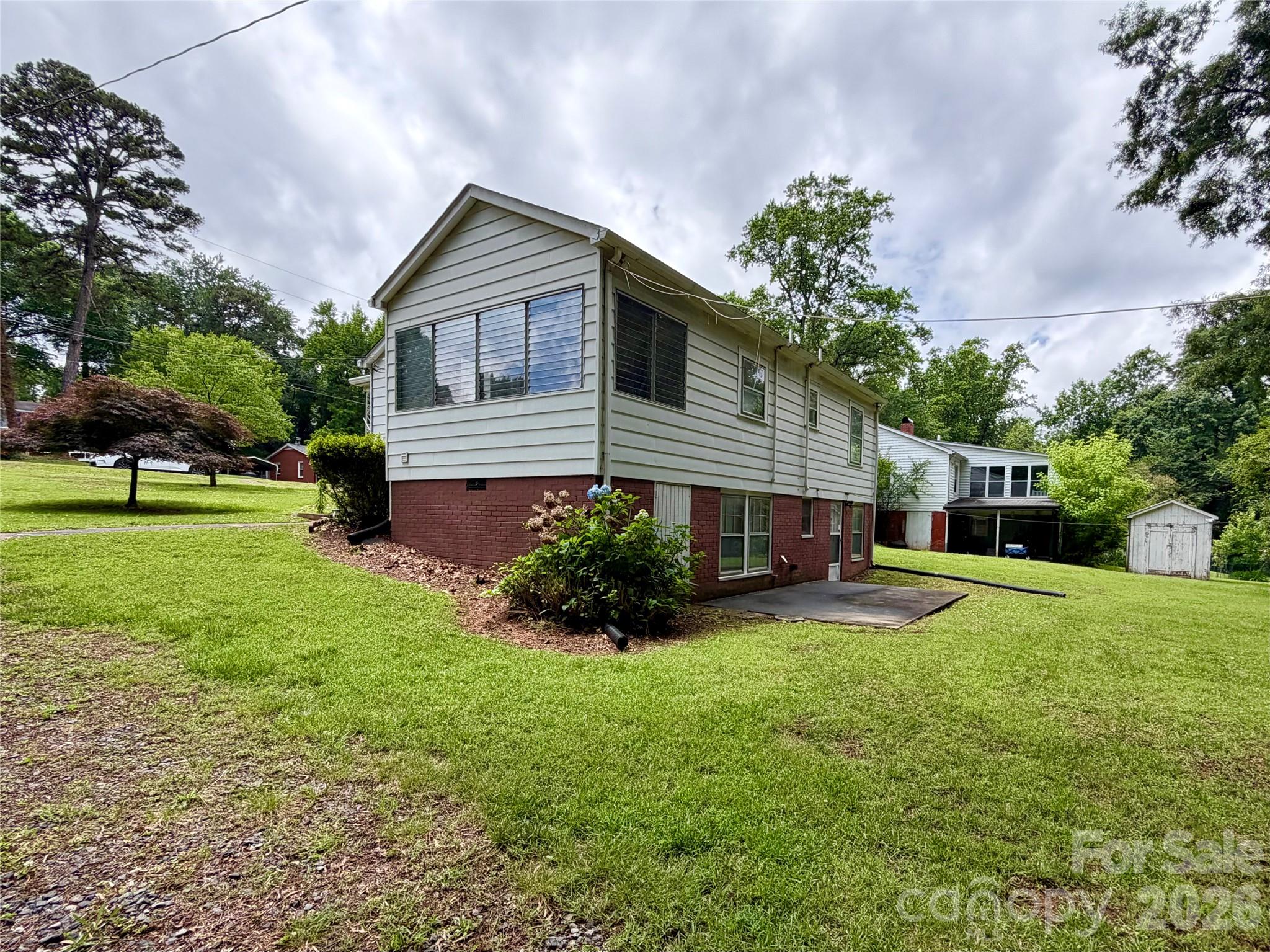 5057 Erickson Road Property Photo 6
