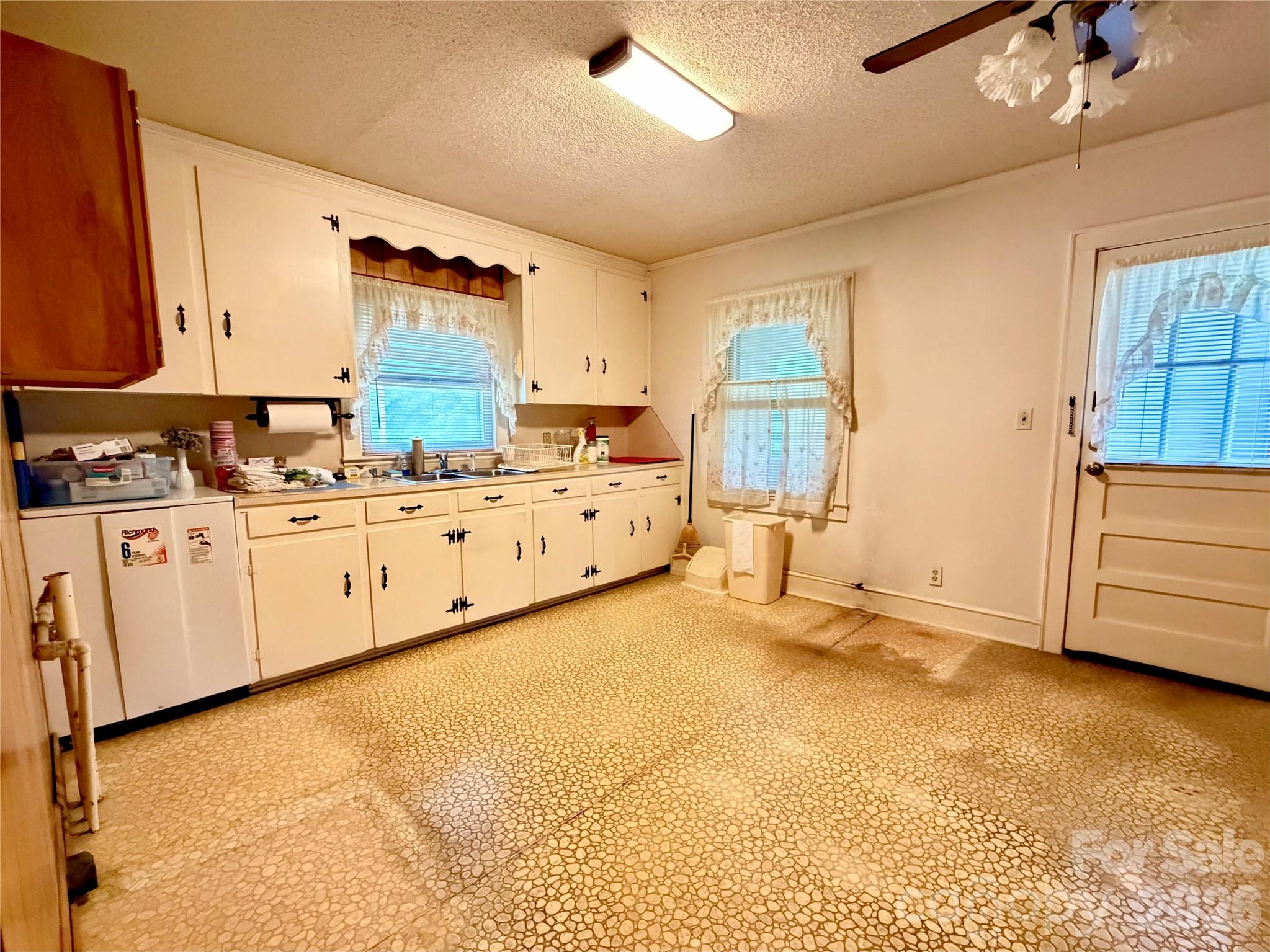 5057 Erickson Road Property Photo 16