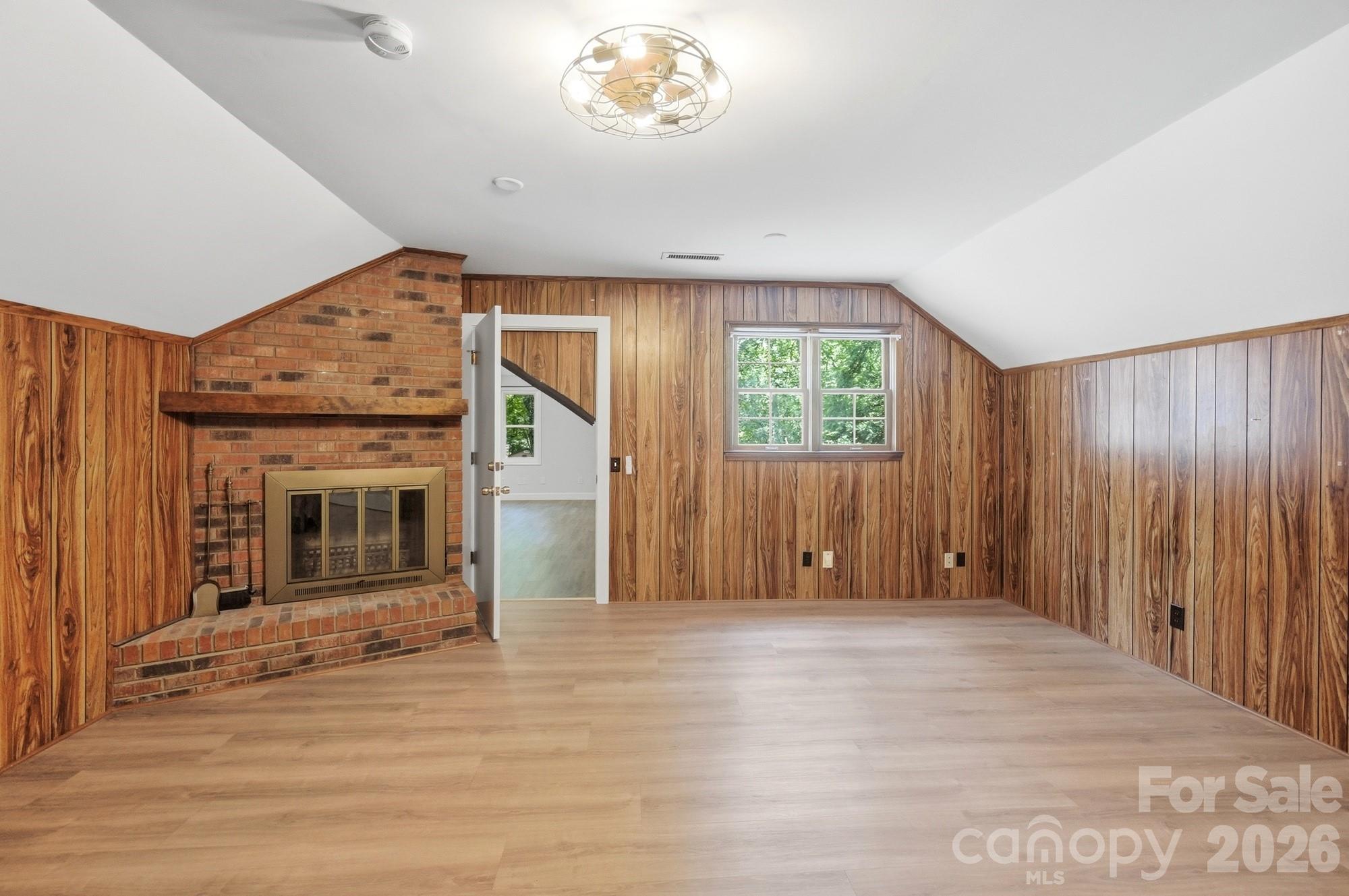 4020 Glen Haven Drive Property Photo 23