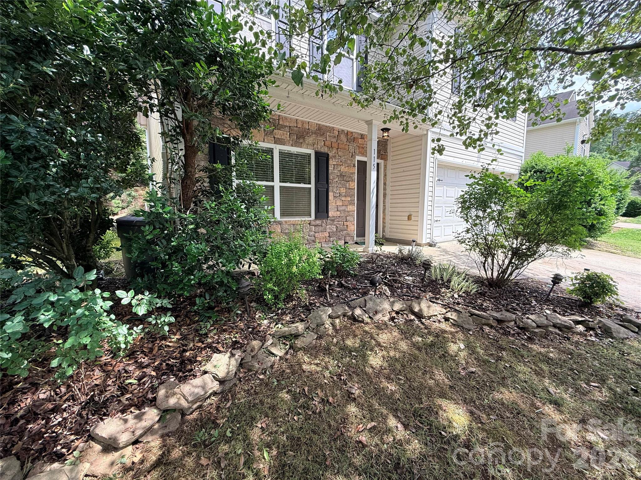 115 Thorsen Drive Property Photo 4