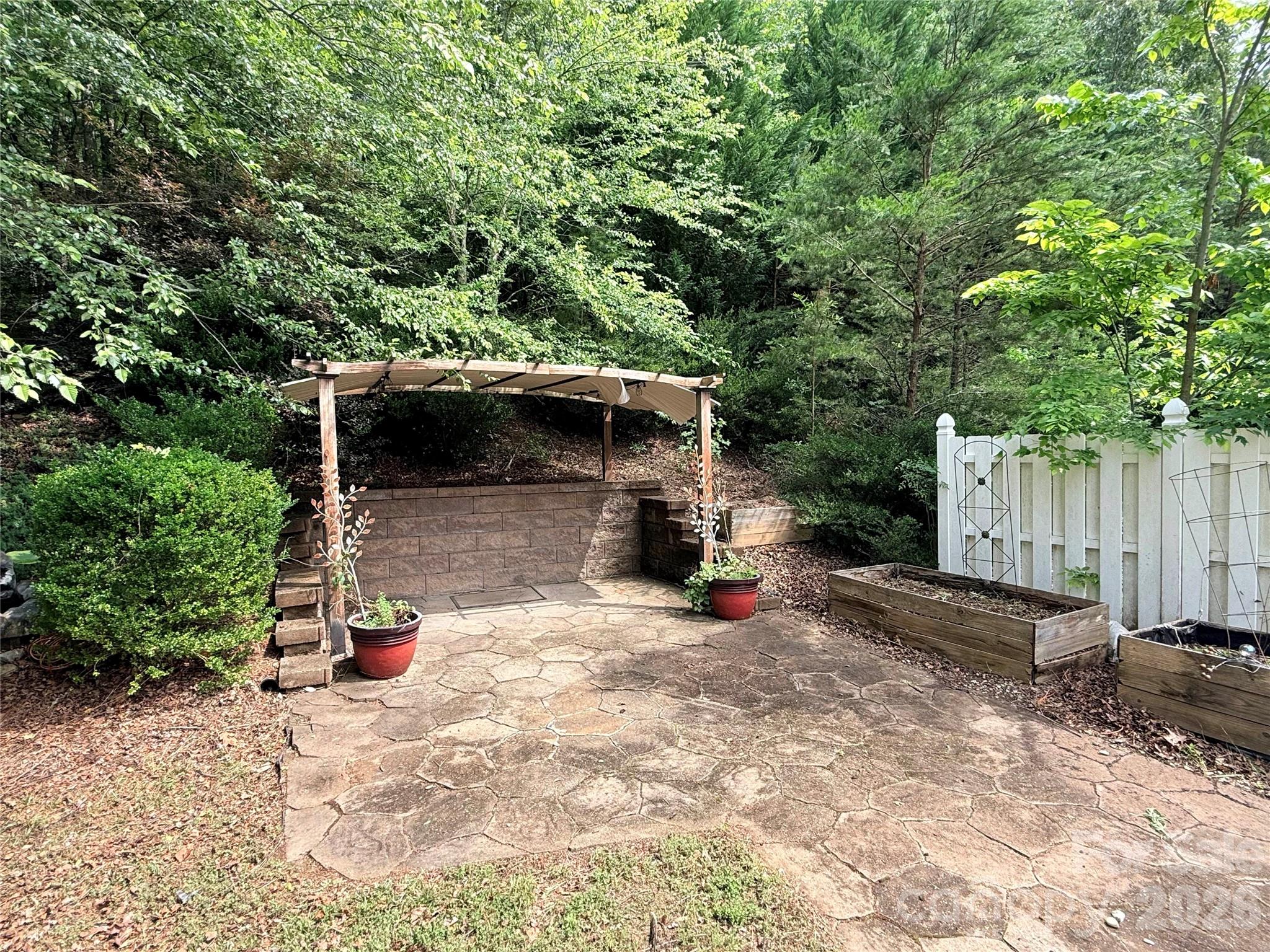 115 Thorsen Drive Property Photo 11