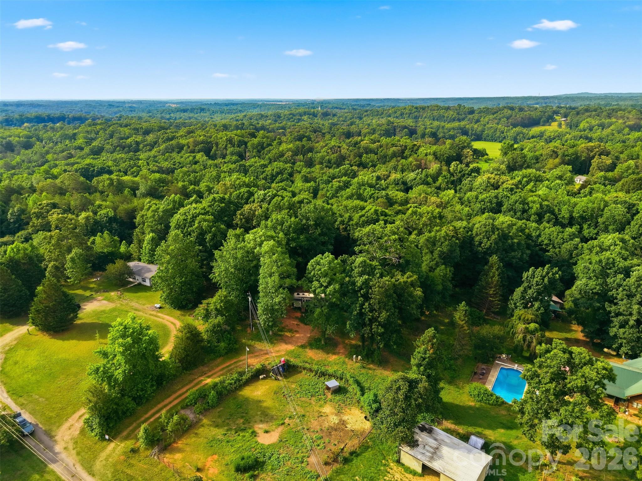 4075 Mamas Garden Drive Property Photo 1