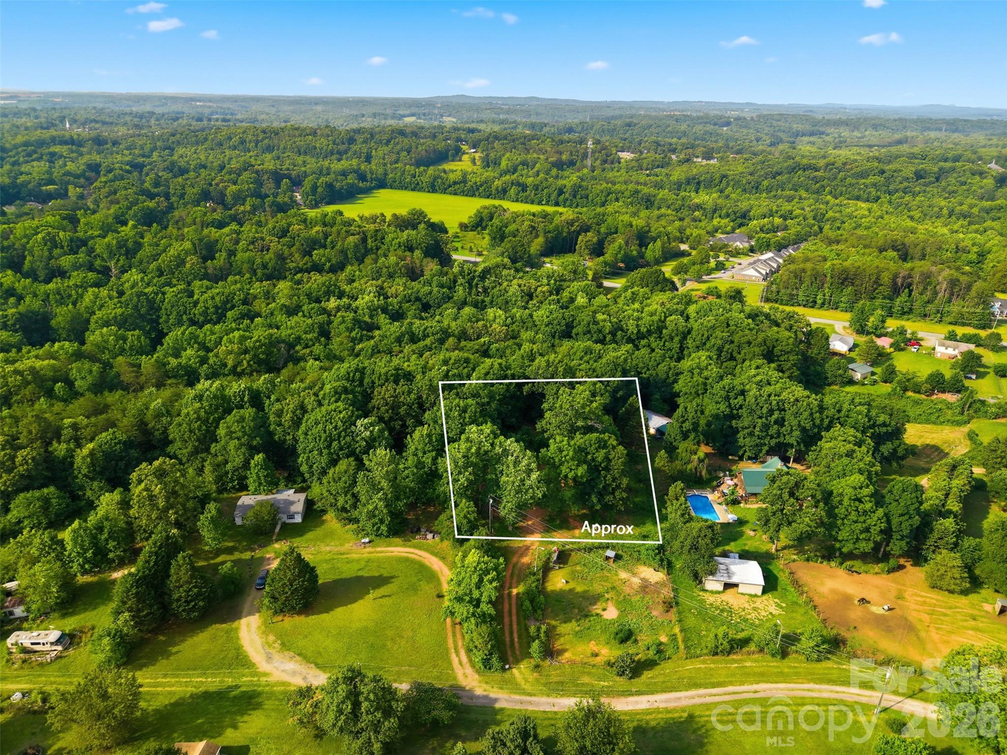 4075 Mamas Garden Drive Property Photo 2
