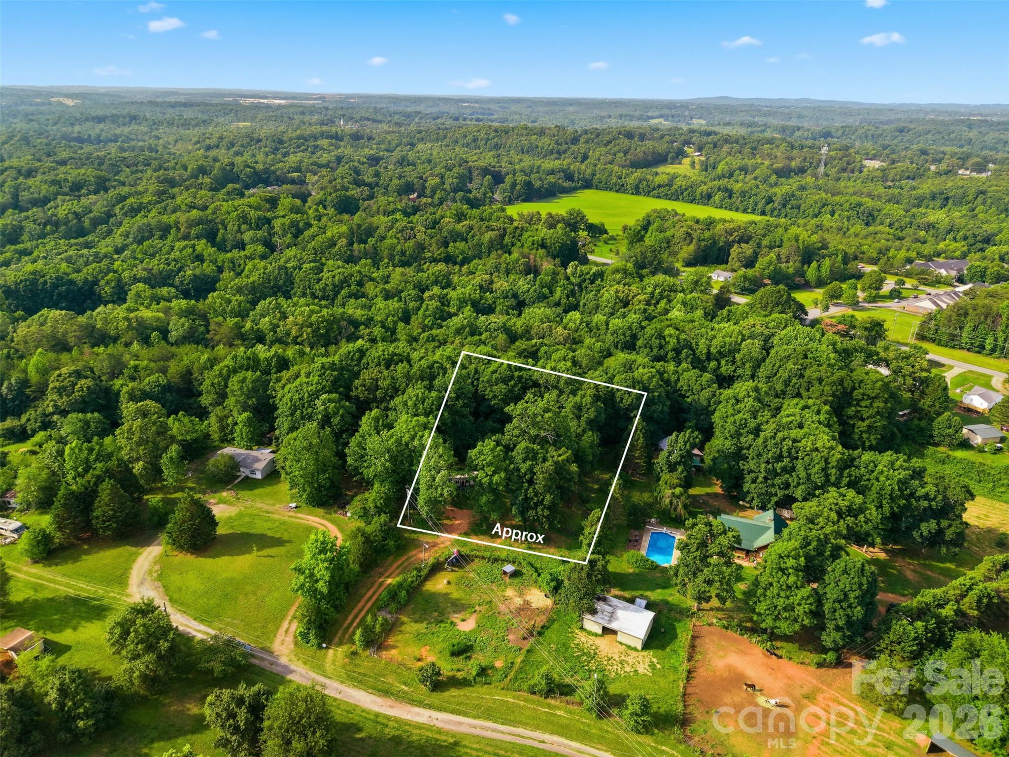 4075 Mamas Garden Drive Property Photo 3