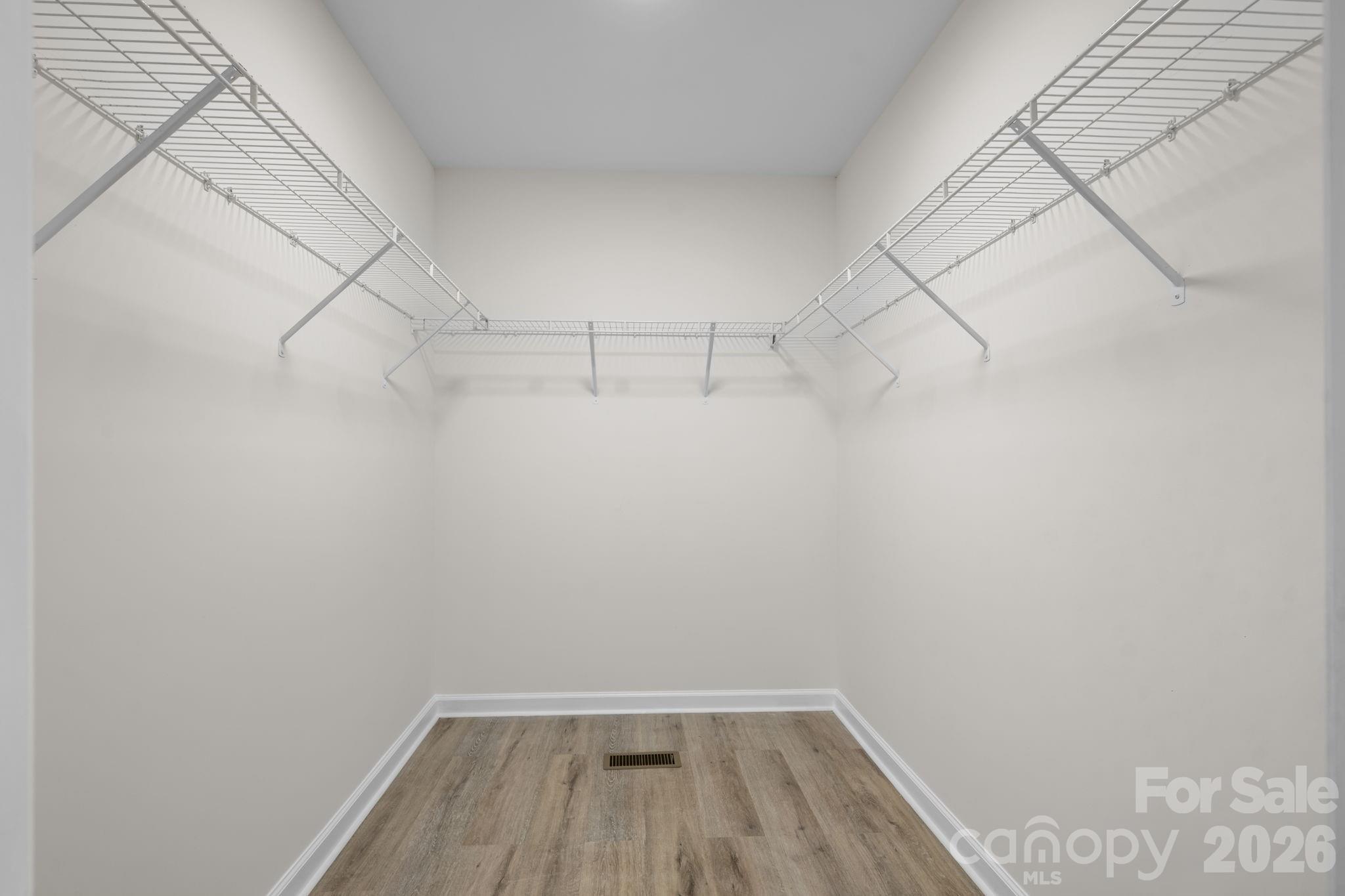208 S B Avenue Property Photo 14