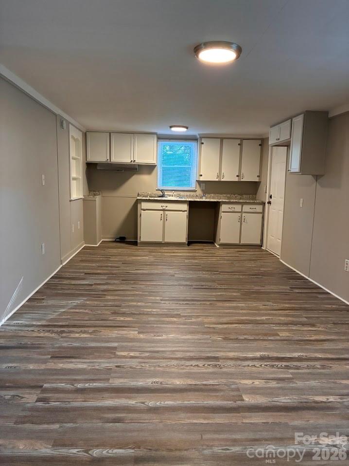 313 Robinson Street Property Photo 9