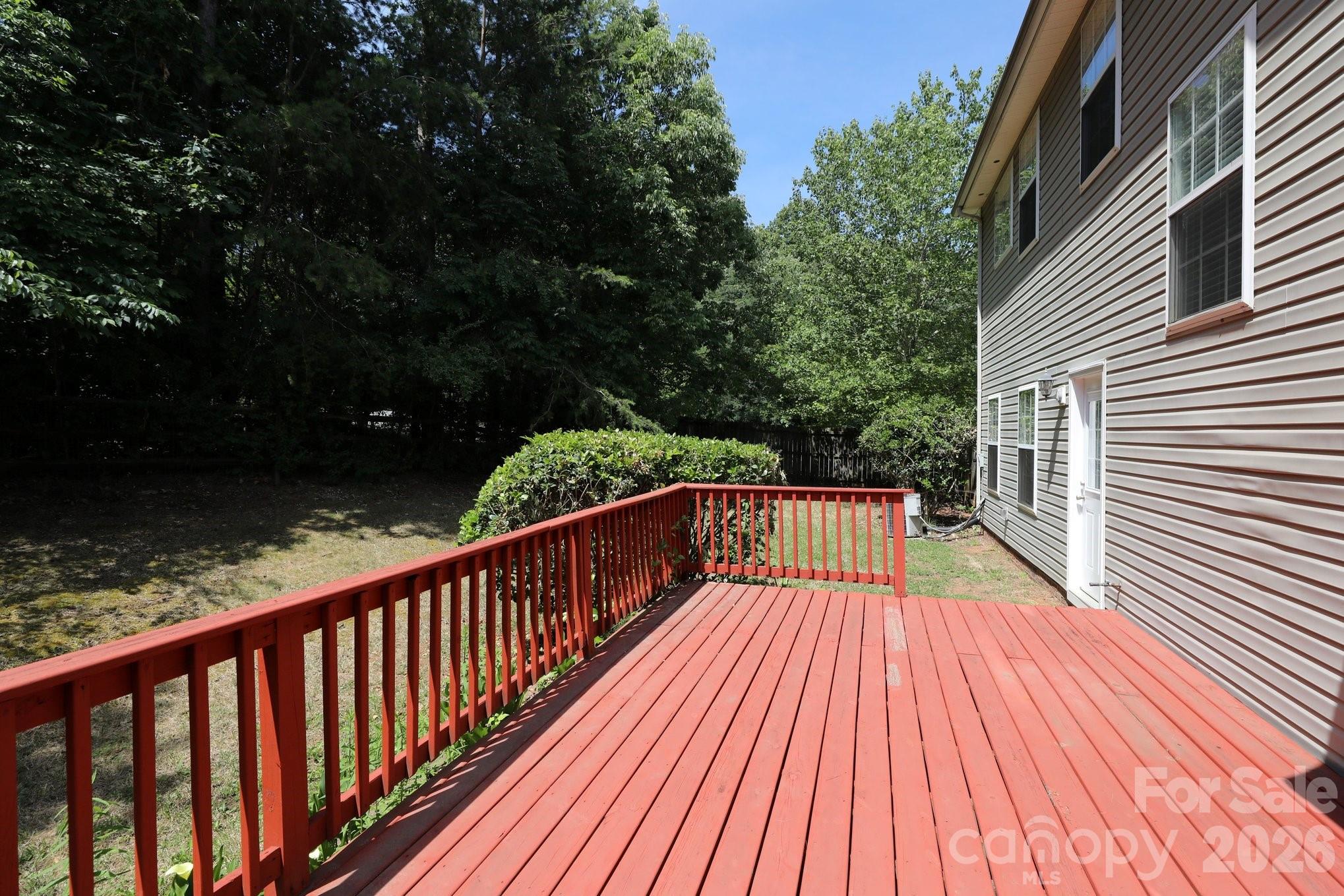 8539 Suttonview Drive Property Photo 15