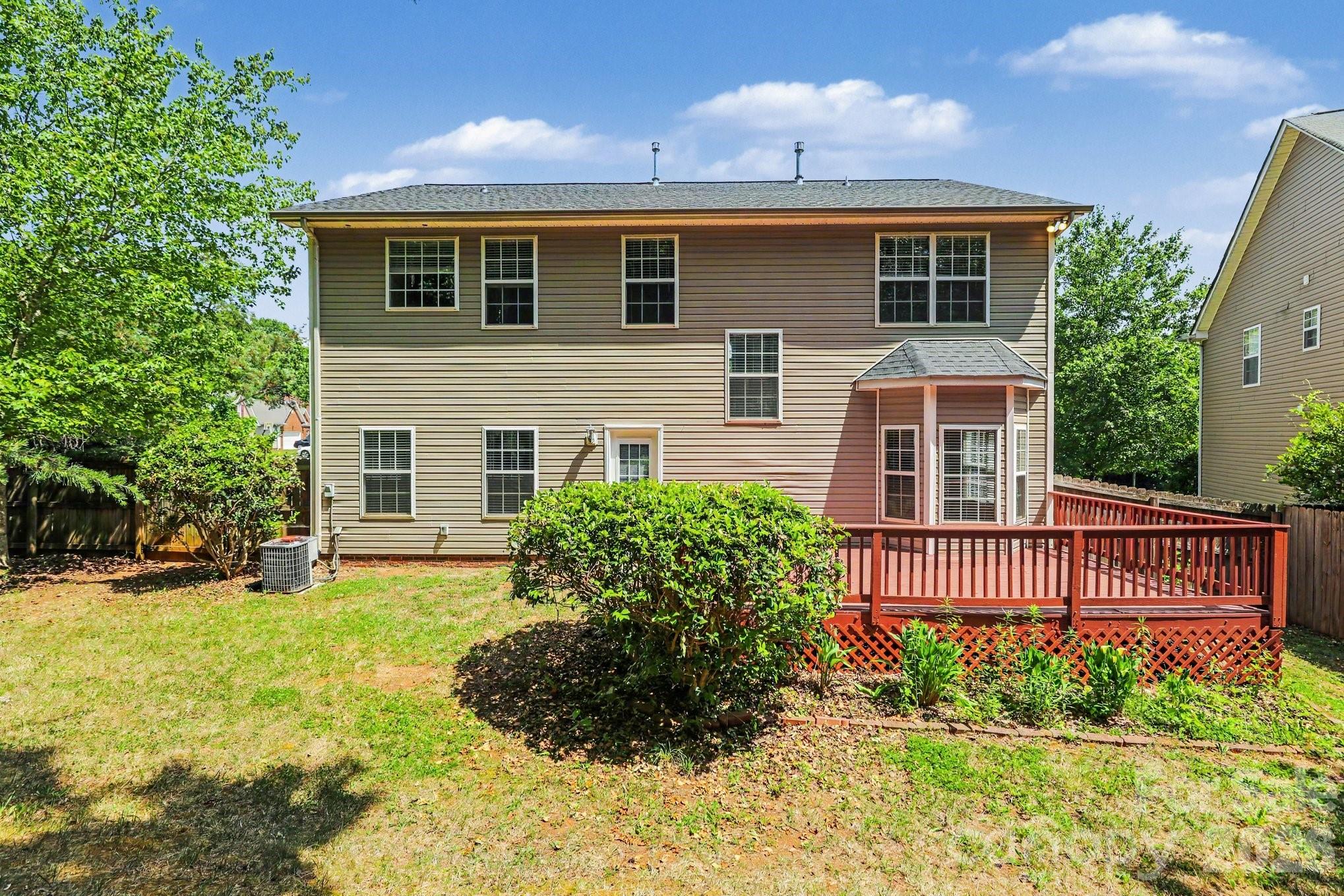 8539 Suttonview Drive Property Photo 16