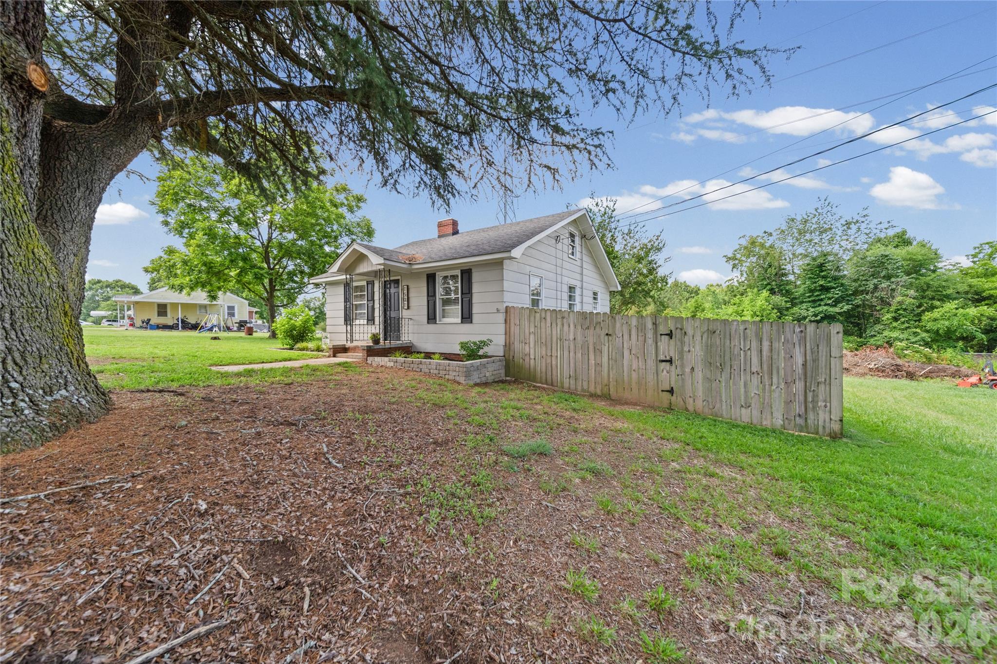1501 Highland Avenue Property Photo 5
