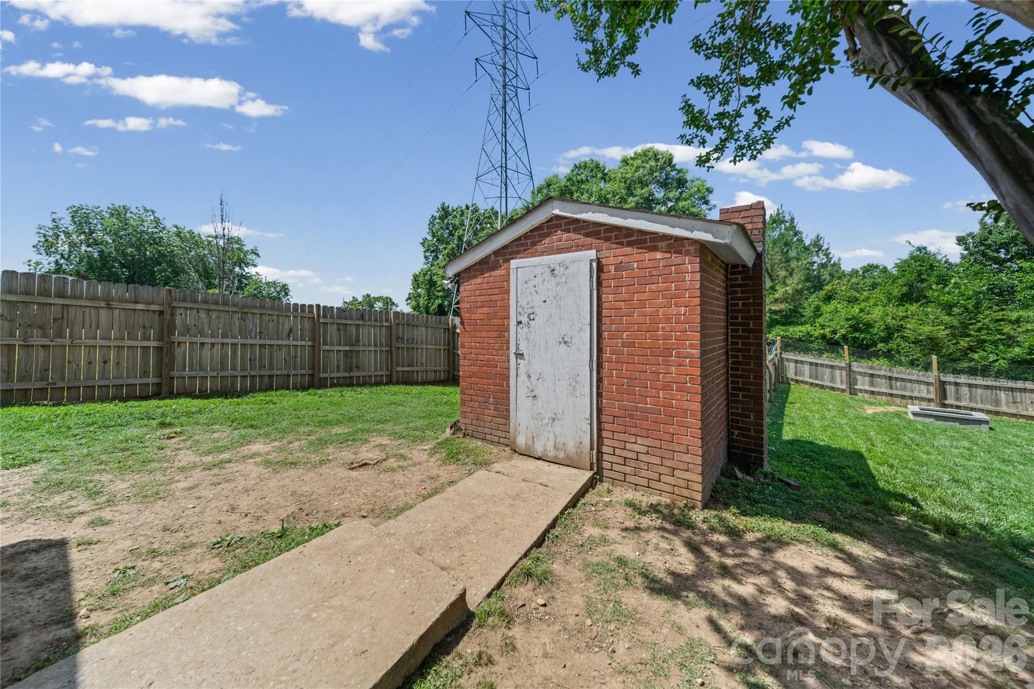 1501 Highland Avenue Property Photo 28