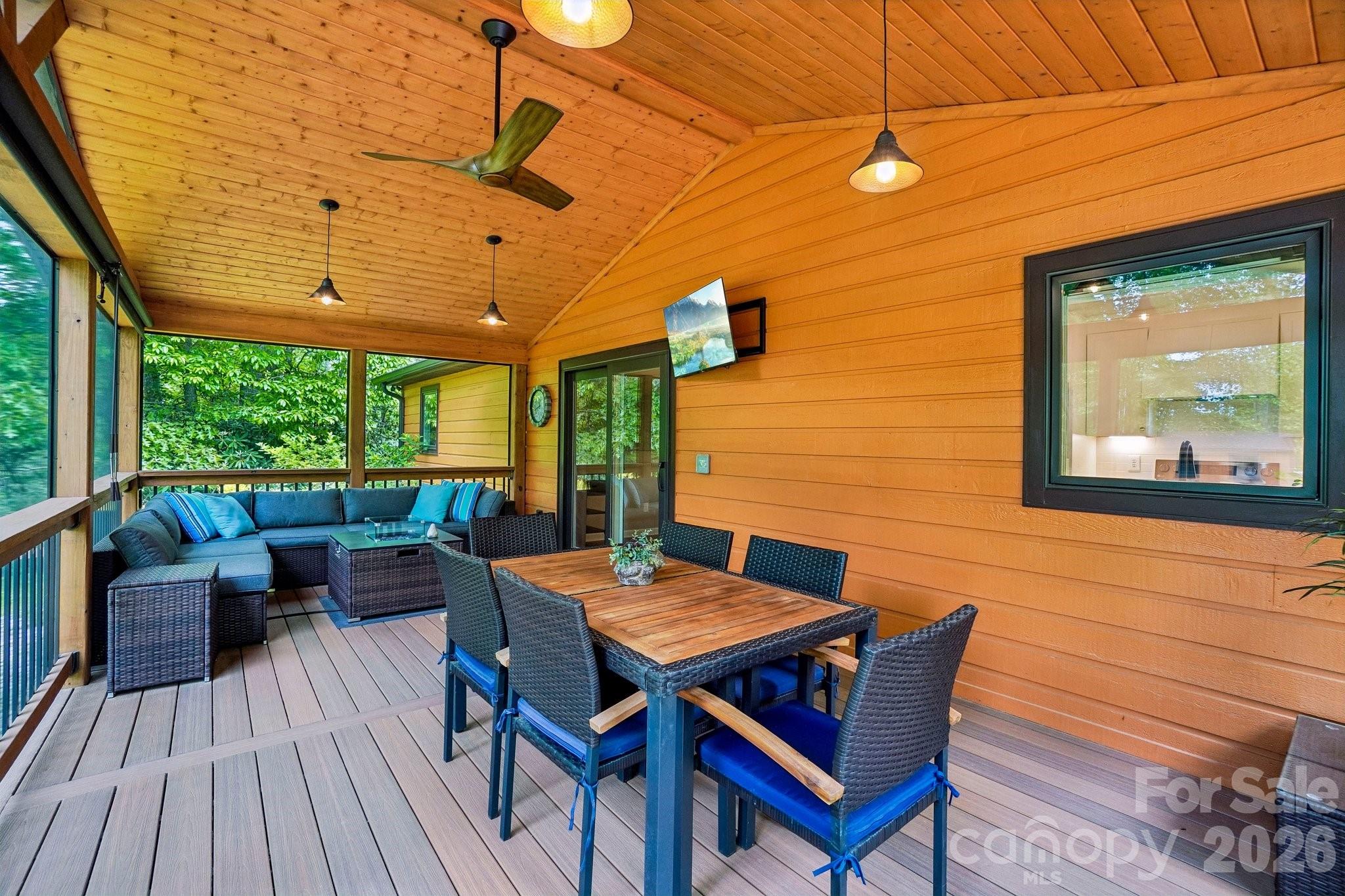 3229 N Bearwallow Road Property Photo 8