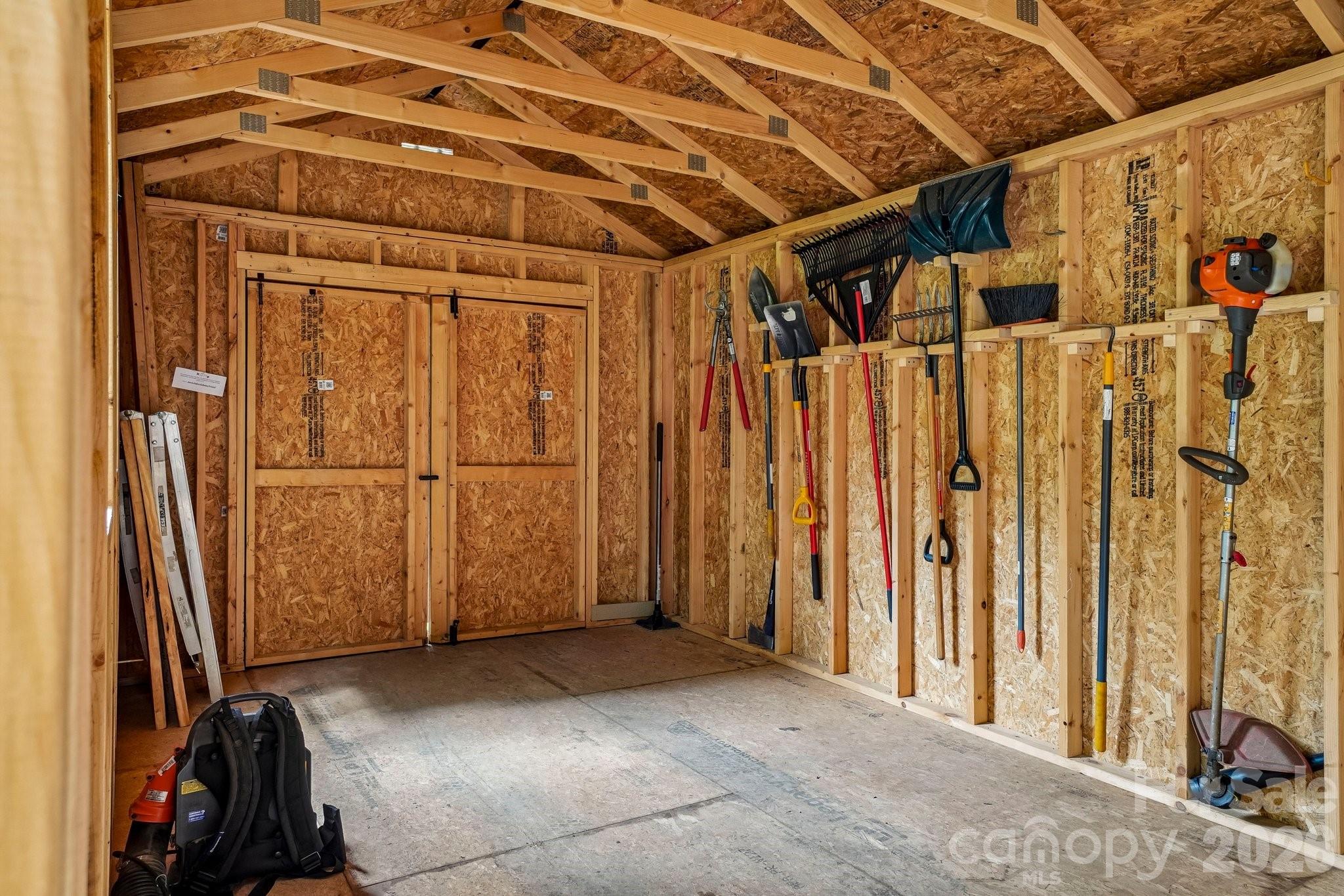 3229 N Bearwallow Road Property Photo 25