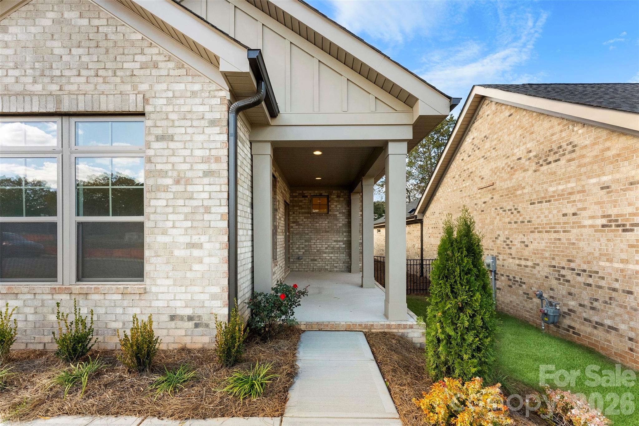 407 Newstyle Way Property Photo 3
