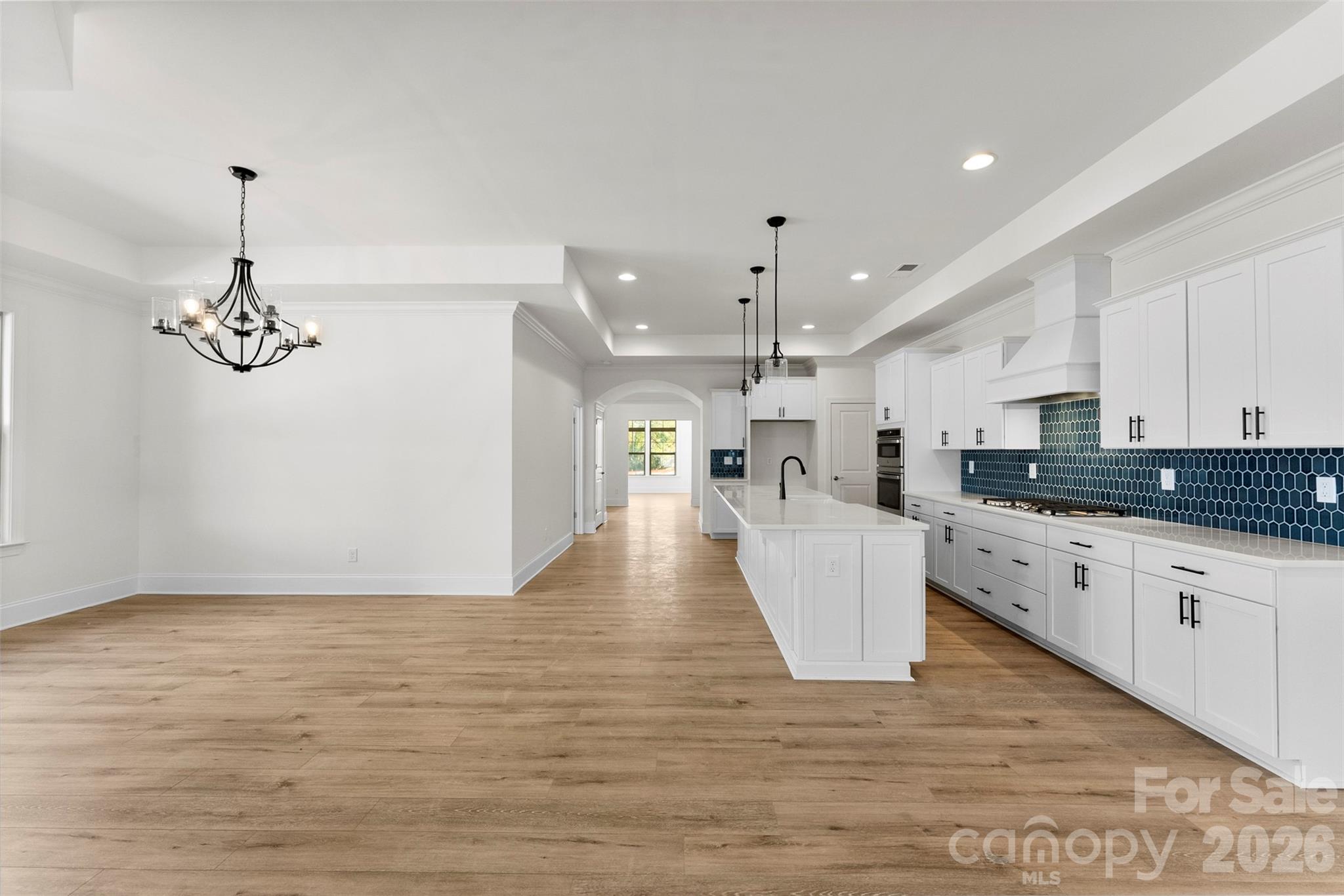 407 Newstyle Way Property Photo 7